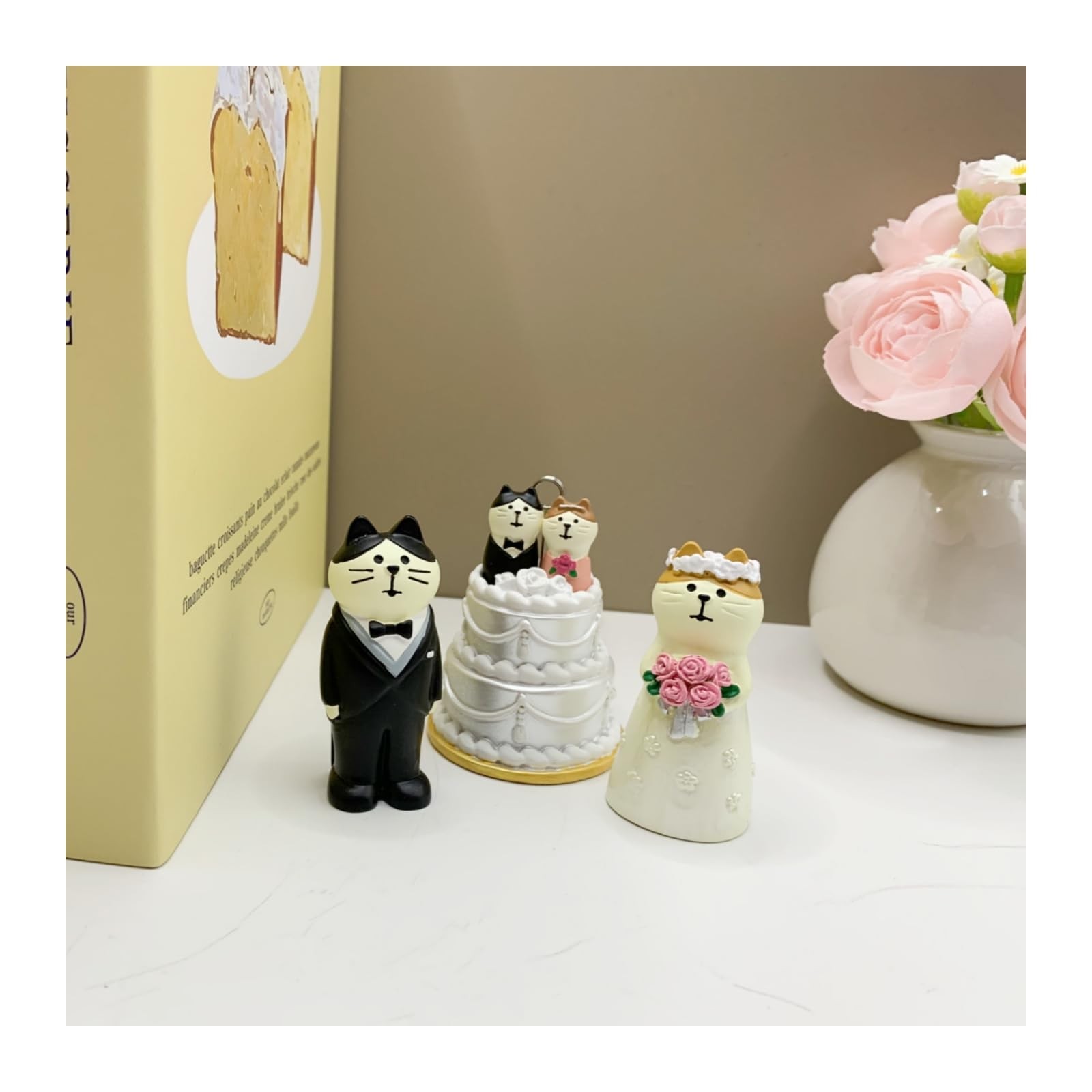 Funny Wedding Cat Figurine Miniature Sculpture Bridal Shower Engagement Decor