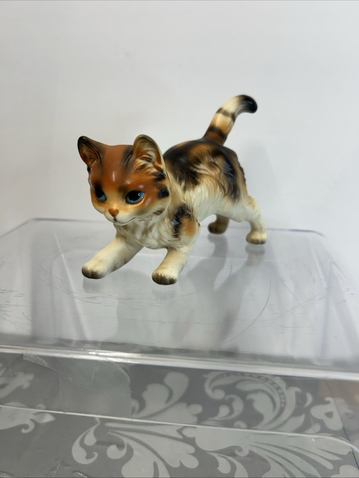 Napco Calico Ceramic Cat Figurine by Napcoware made in Japan. Mid 20th Century.