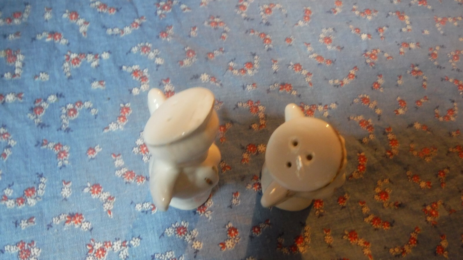 Cute Angel Salt & Pepper Shakers About 2 3/4 Inches High
