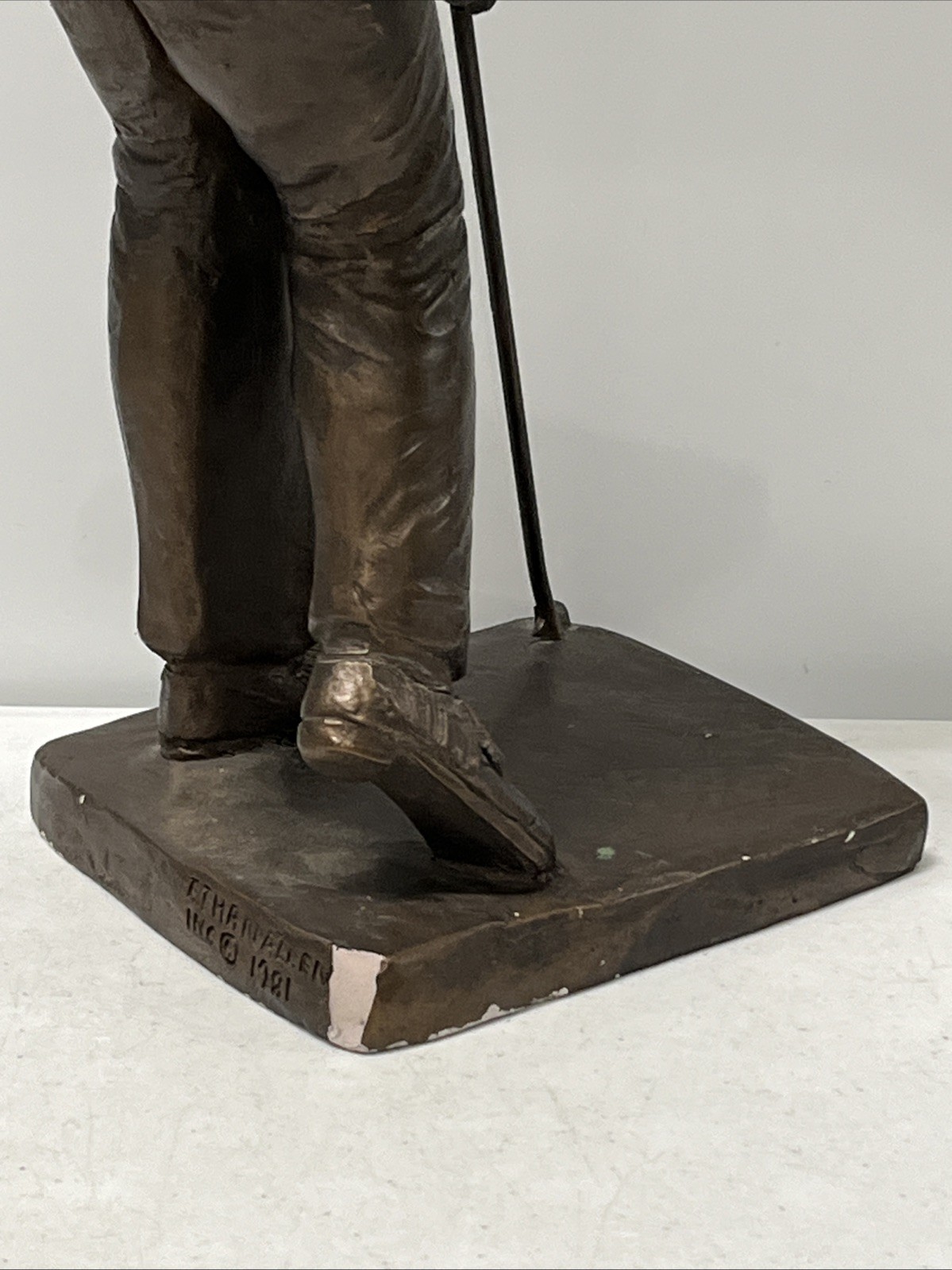 Ethan Allen Inc.1981 Golfer Figurine 15.5”