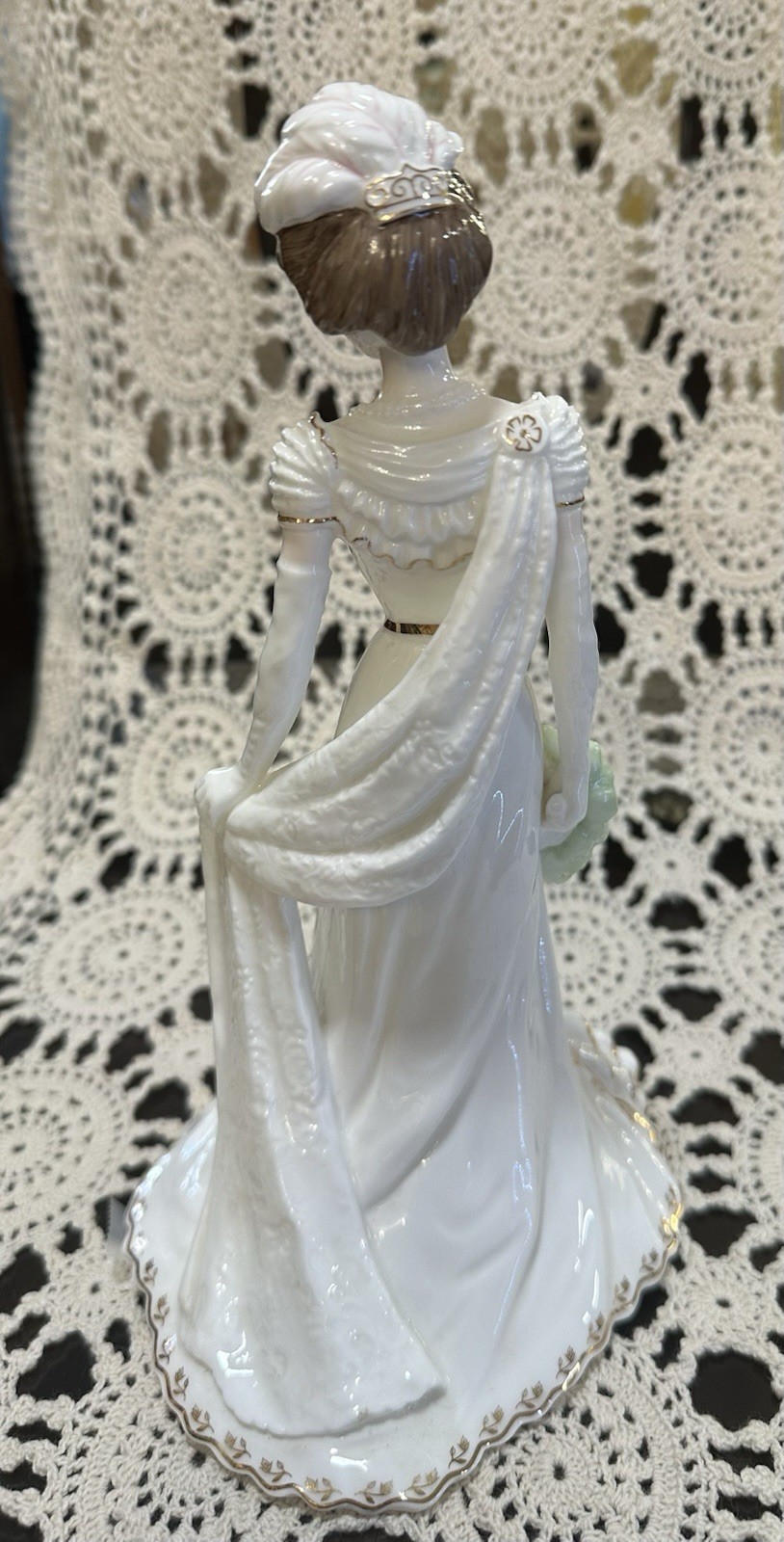 COALPORT BONE CHINA LADY FIGURINE CHARLOTTE A ROYAL DEBUT LTD ED PERFECT