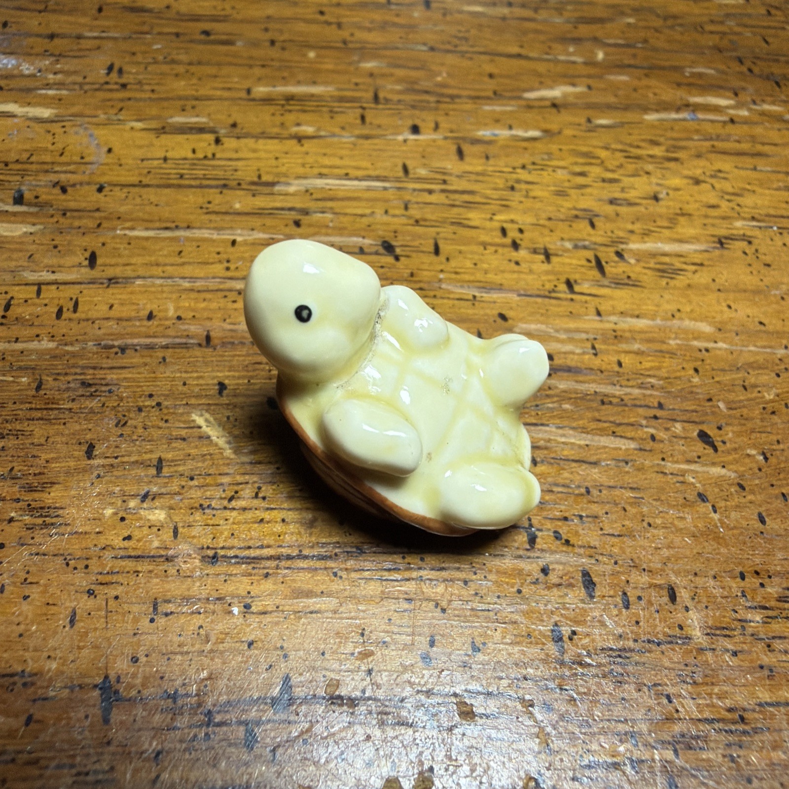 Vintage Miniature Bug House Turtle Tortoise Figurine on back Japan