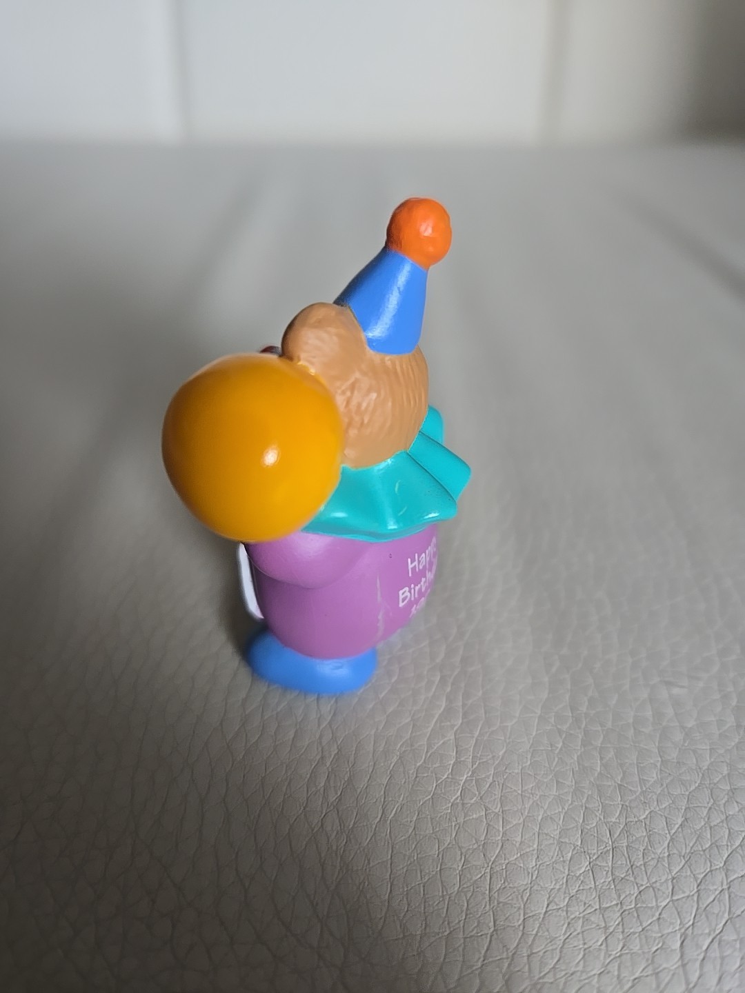Merry Miniatures – Hallmark – Birthday Bear Clown w Ballons Figure NOS (No Box).
