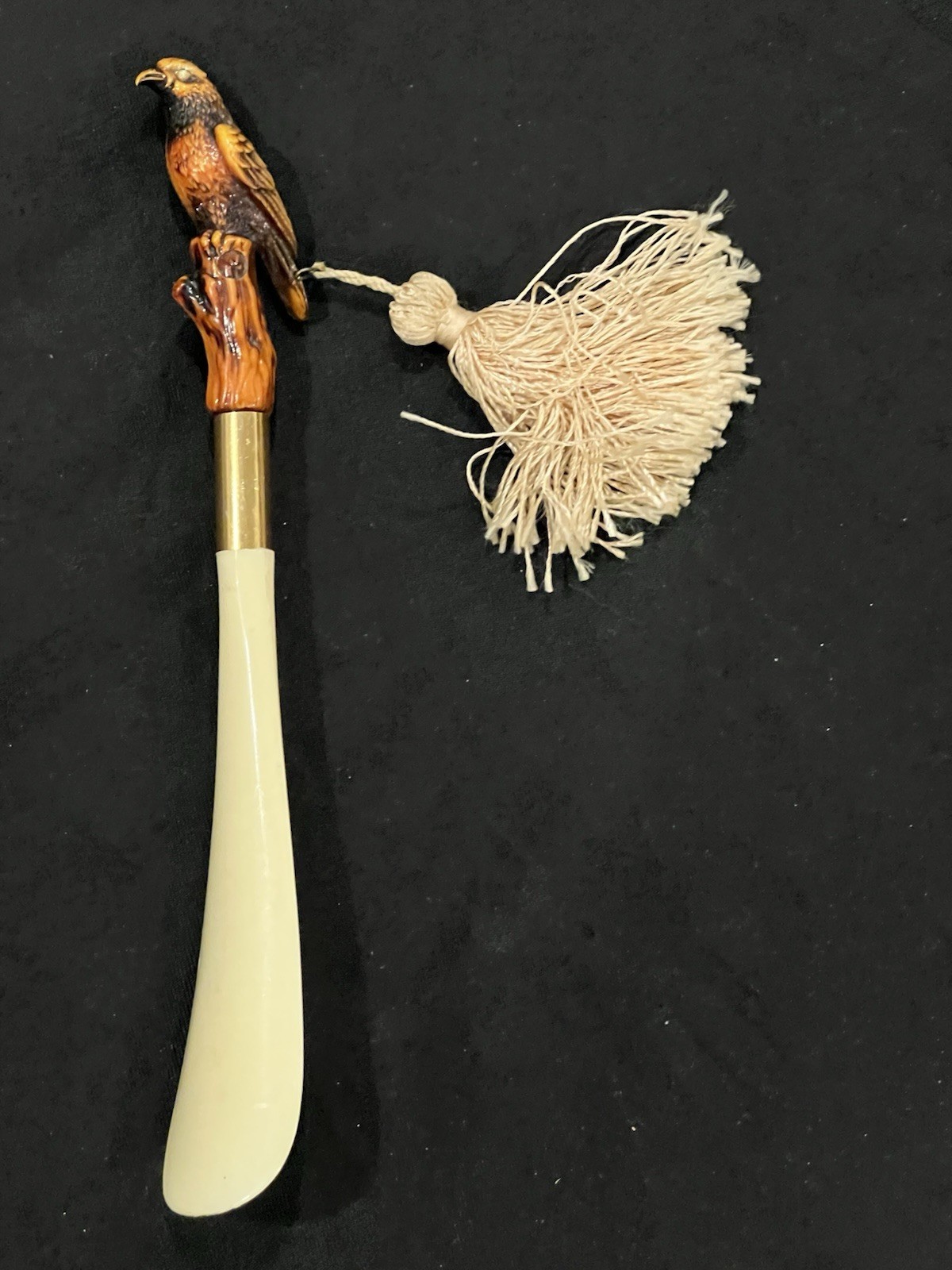Vintage Japan 10” Carved Resin Bird Shoe Horn Faux Ivory Eagle Hawk Tassel Valet