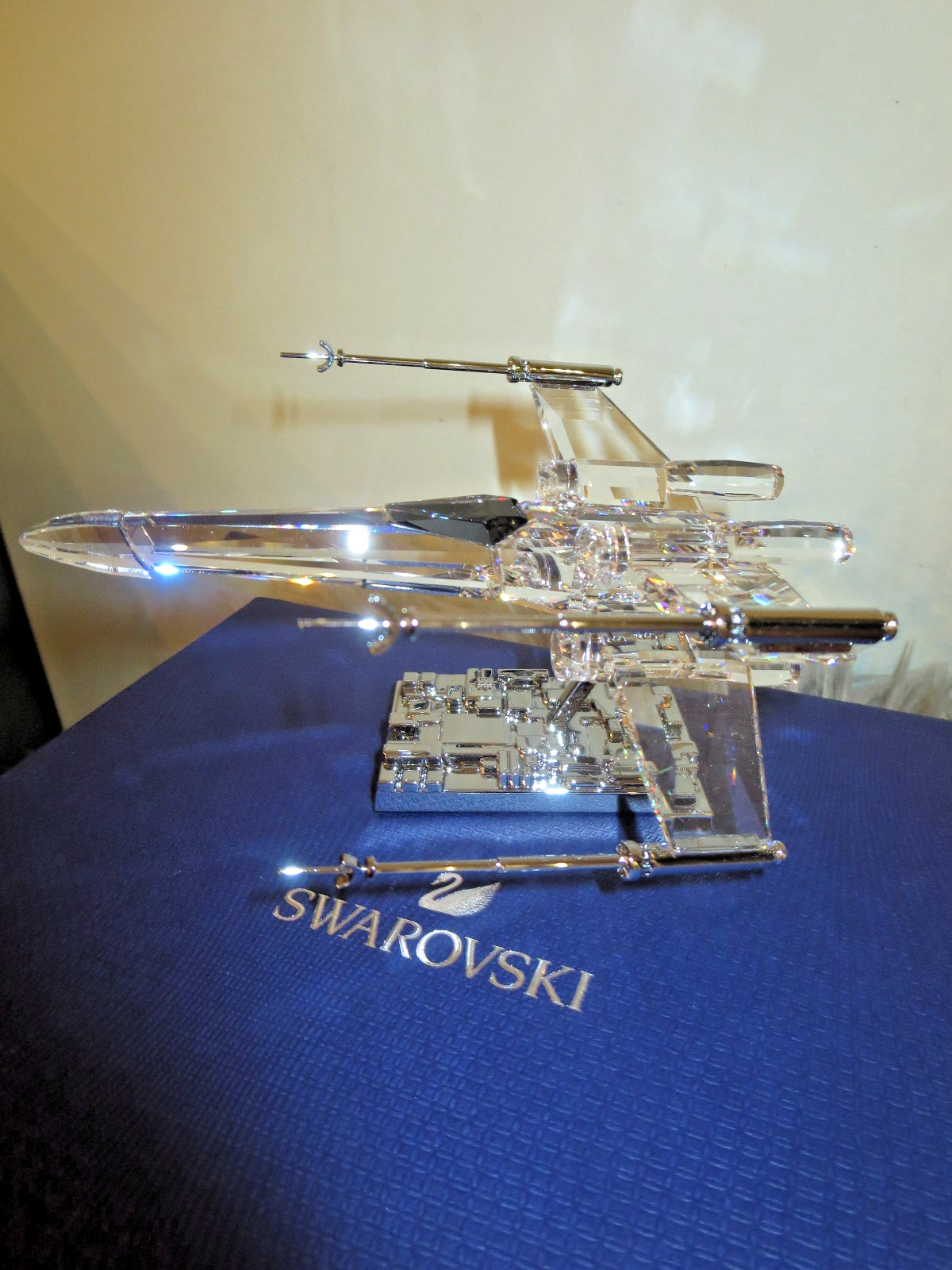 SWAROVSKI STAR WARS X-WING FIGHTER CRYSTAL FIGURINE-5739906-BOXED