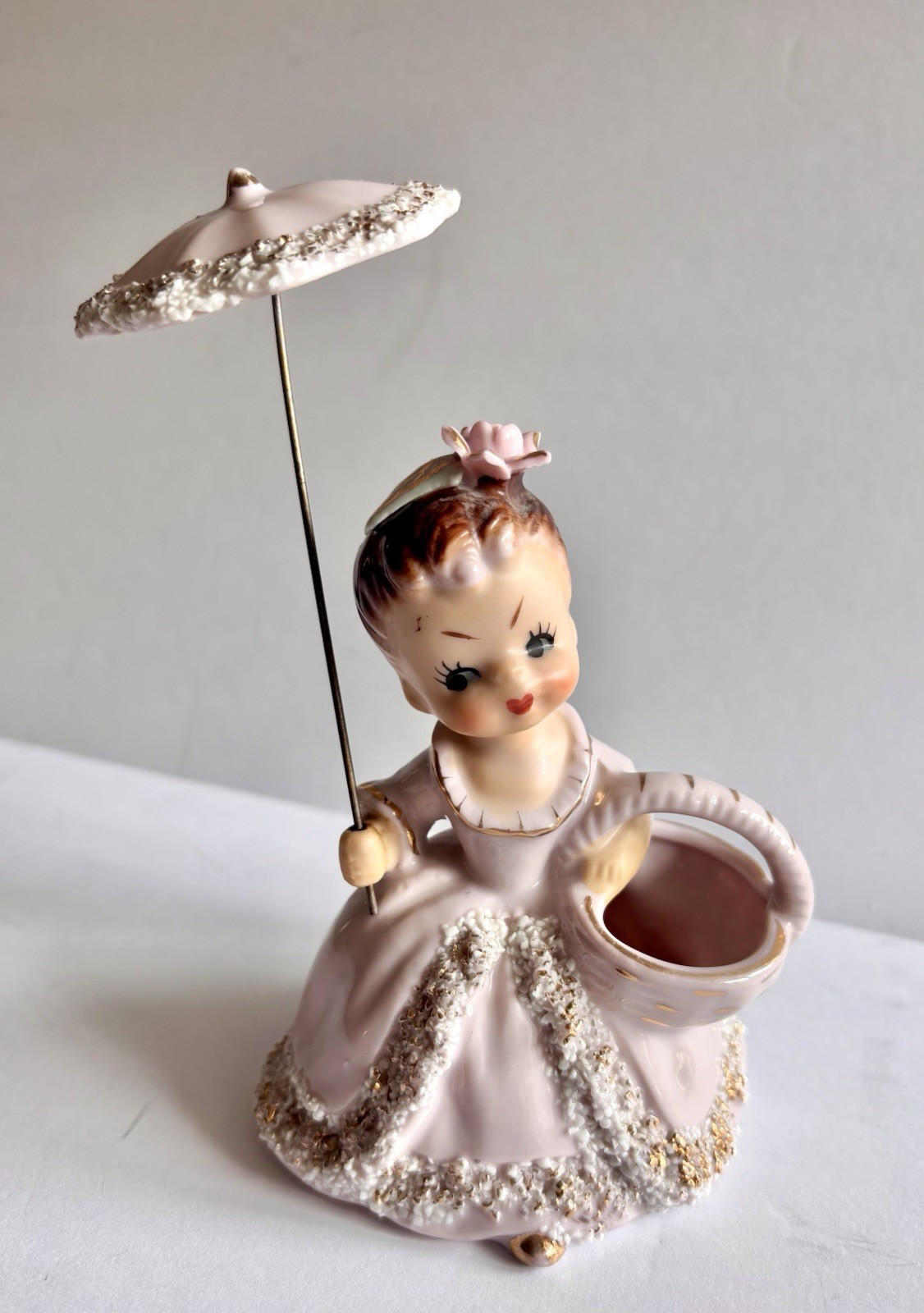 Vtg Ucagco Spaghetti Pink Girl with Umbrella Parasol Vase Planter 50s Gold Trim