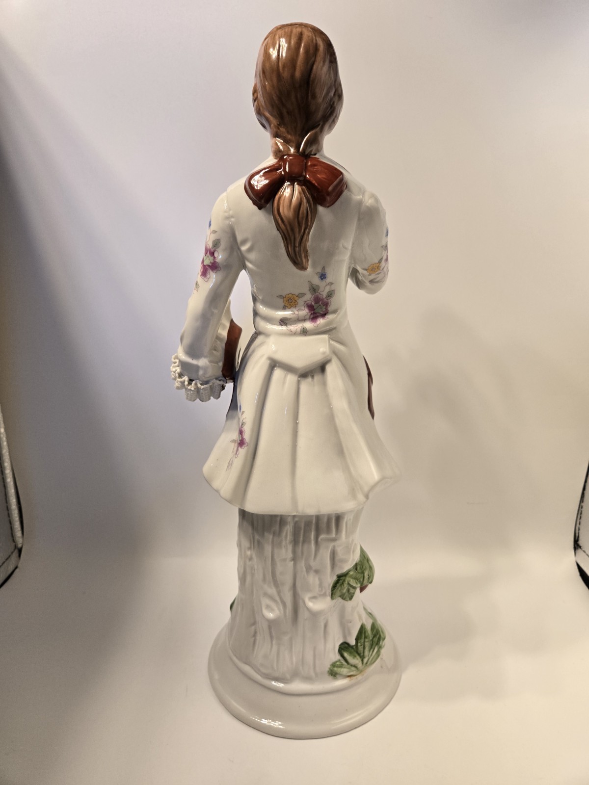 Vintage Colonial Man Hand Painted 14 1/2″Tall Porcelain Japan