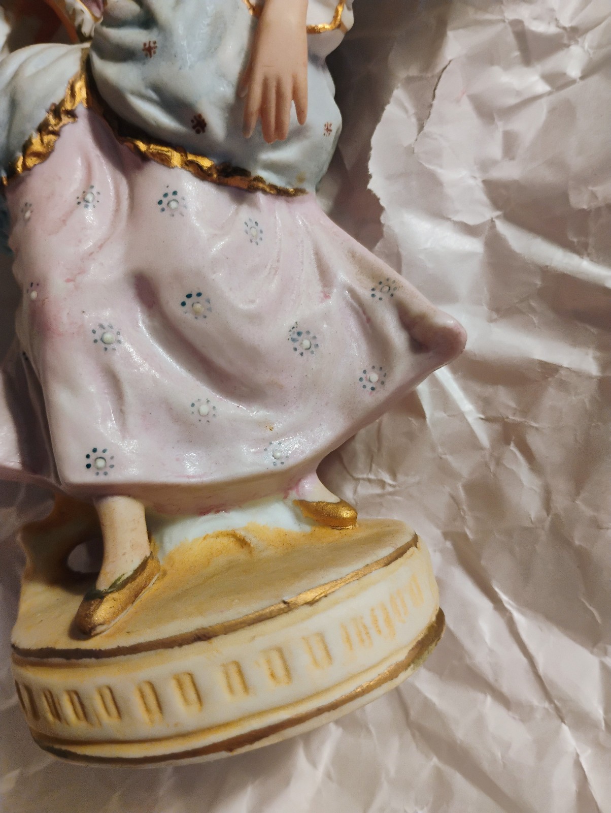 bisque colonial couple figures, gold trim, handpainted, detailed Maruri Japan