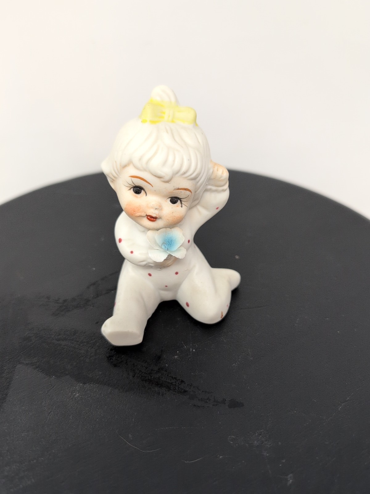 1950s Sophia-Ann Adorable Babies Holding Flower Porcelain Set Of 3 3″-4″ T