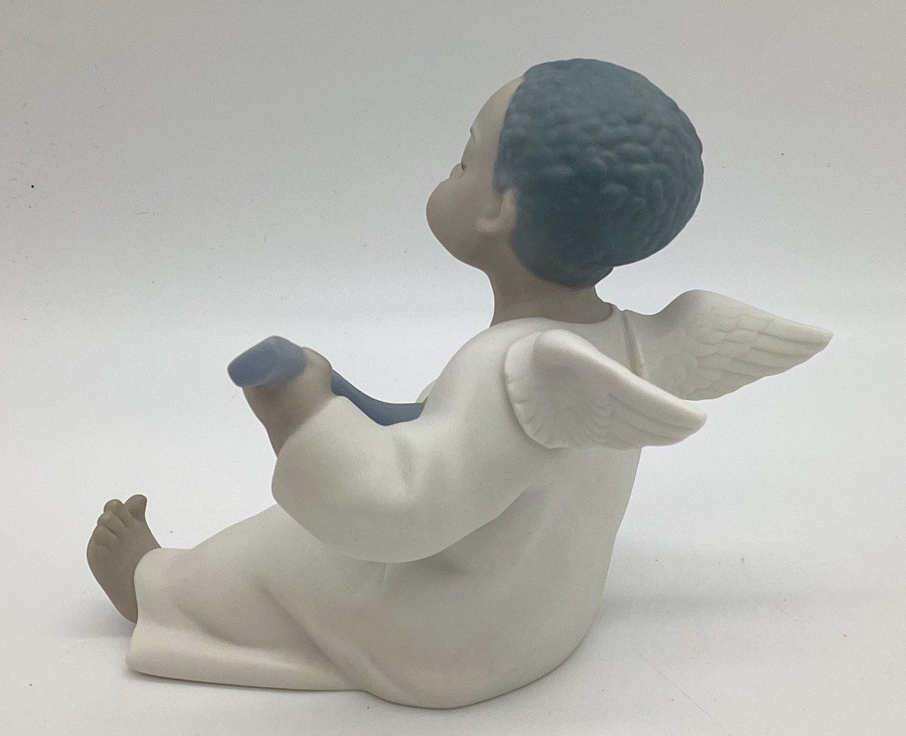 Lladro Black Legacy Angel with Mandolin Vintage Bisque Matte Art Sculpture 4537