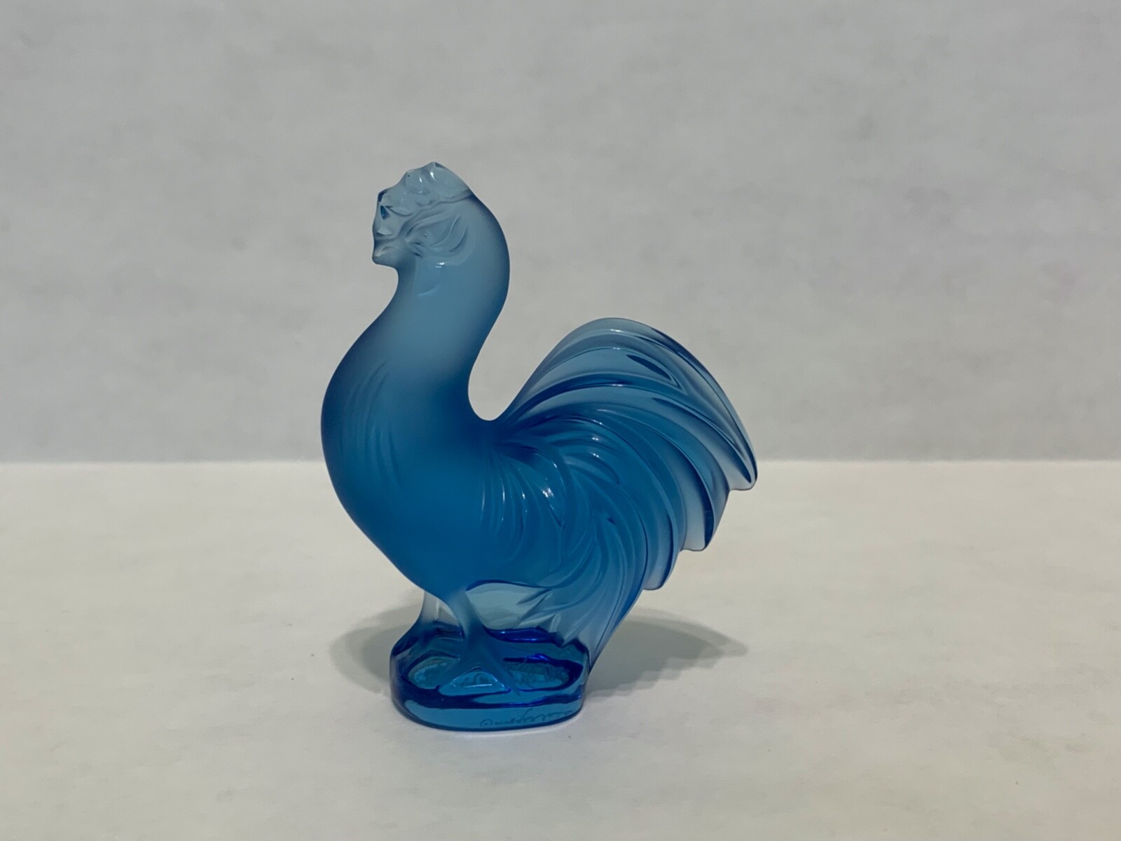 New Lalique Creve-Coeur Blue Crystal Rooster Glass Figurine Signed France