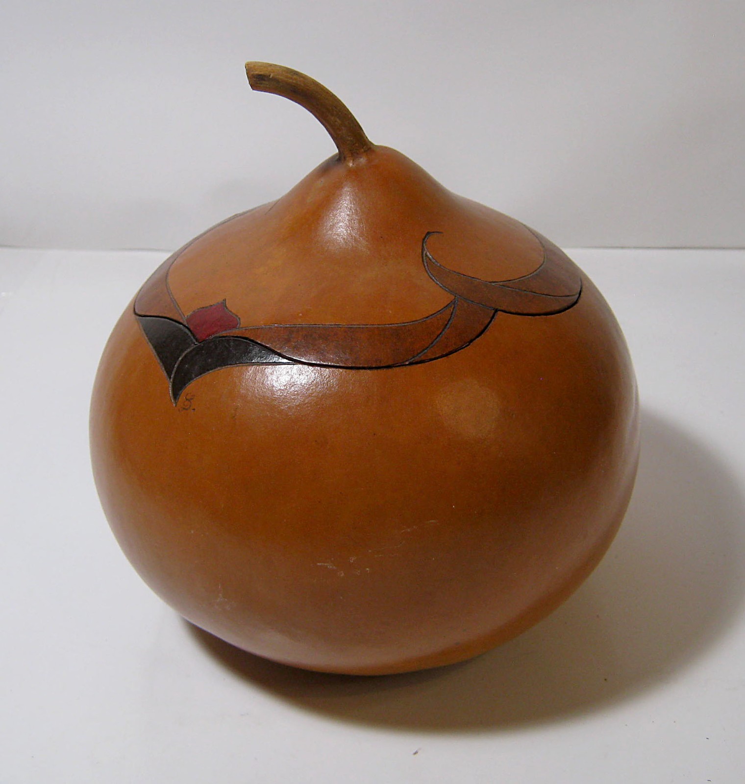 Vintage Hand Carved 7 inch Gourd Container/Bowl with Lid – Unique