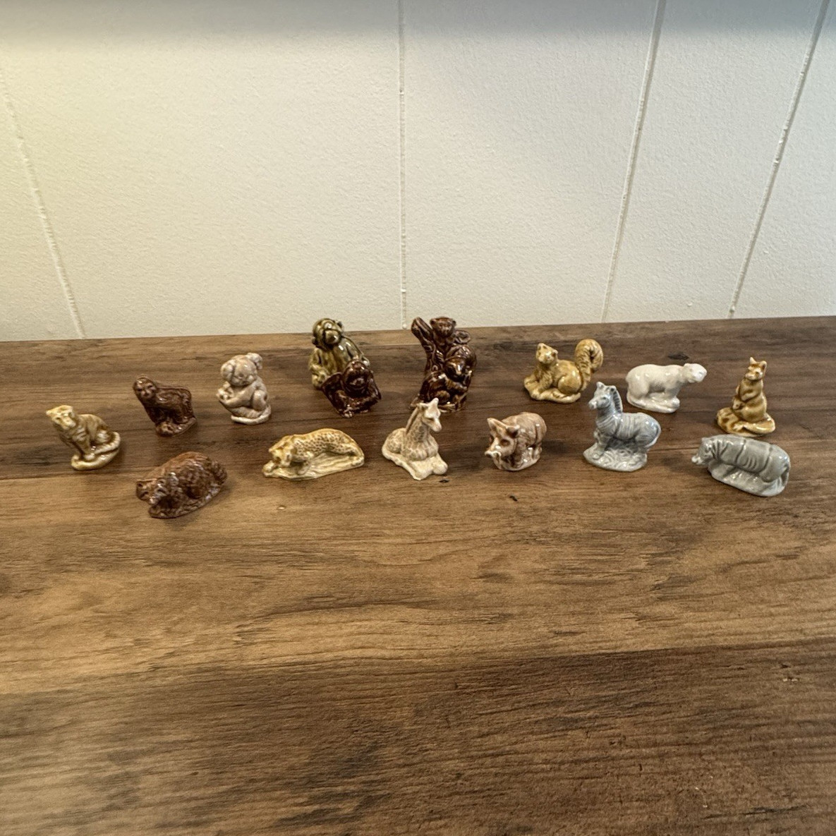 Lot of 16 Mini Glazed Ceramic Animal Tea Figurines