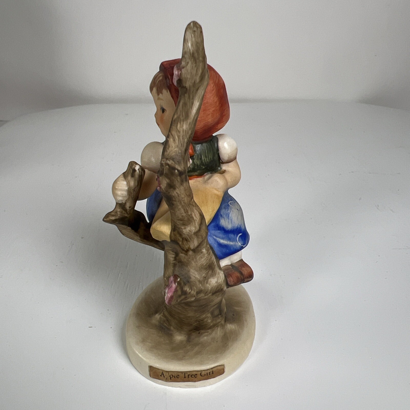 Vintage Hummel Apple Tree Girl – #141 3/0, 4 1/8 tall, TMK 6, No Box