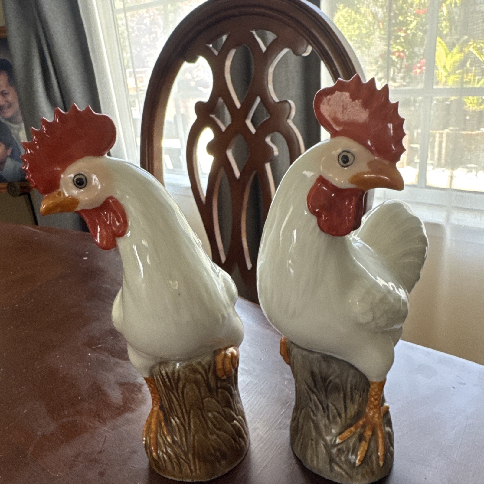 2 Porcelain White Roosters Chicken People Republic of china