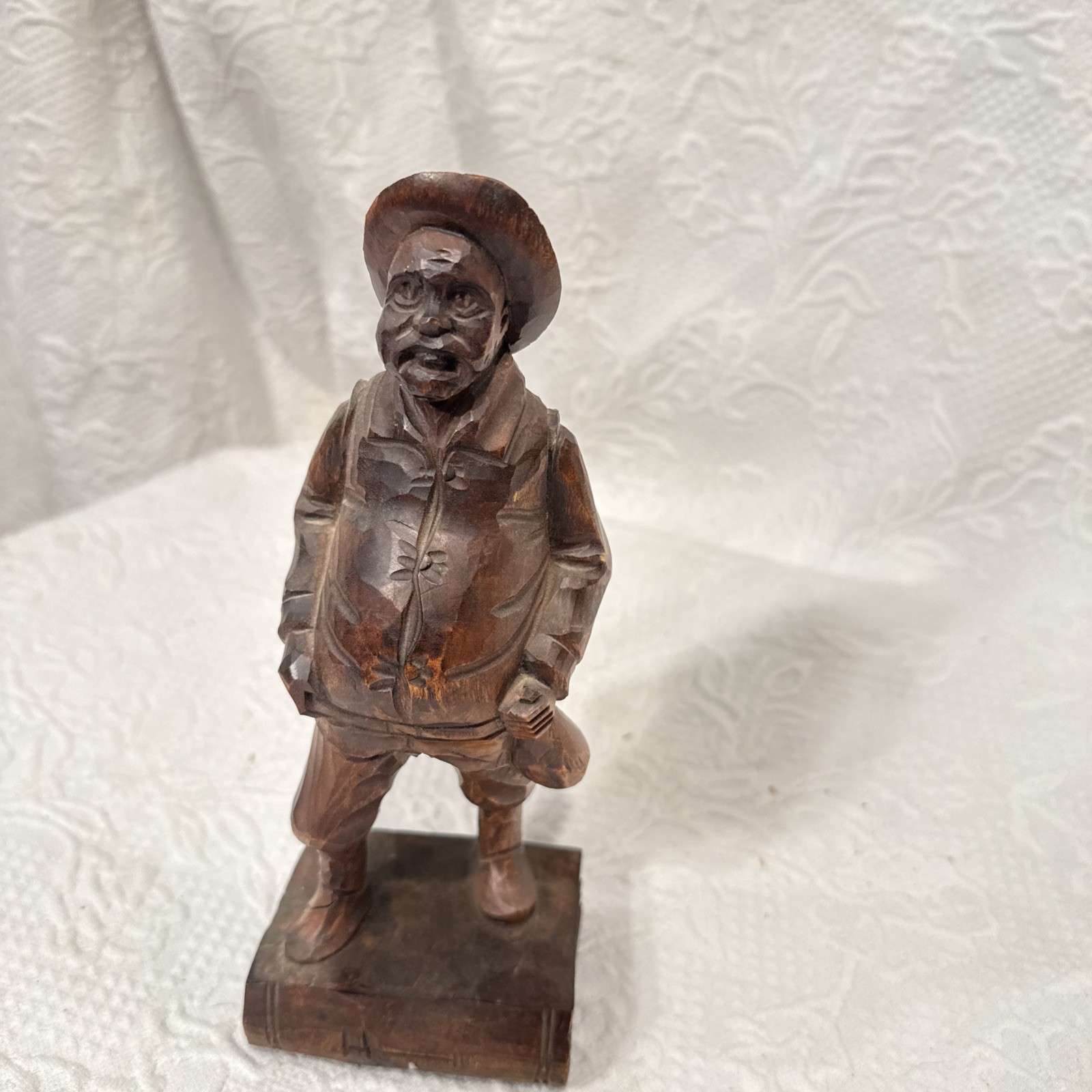 Vintage Hand Carved Wooden Man Figure 8.5 Inches Tall By Bill , Made In Spain￼
