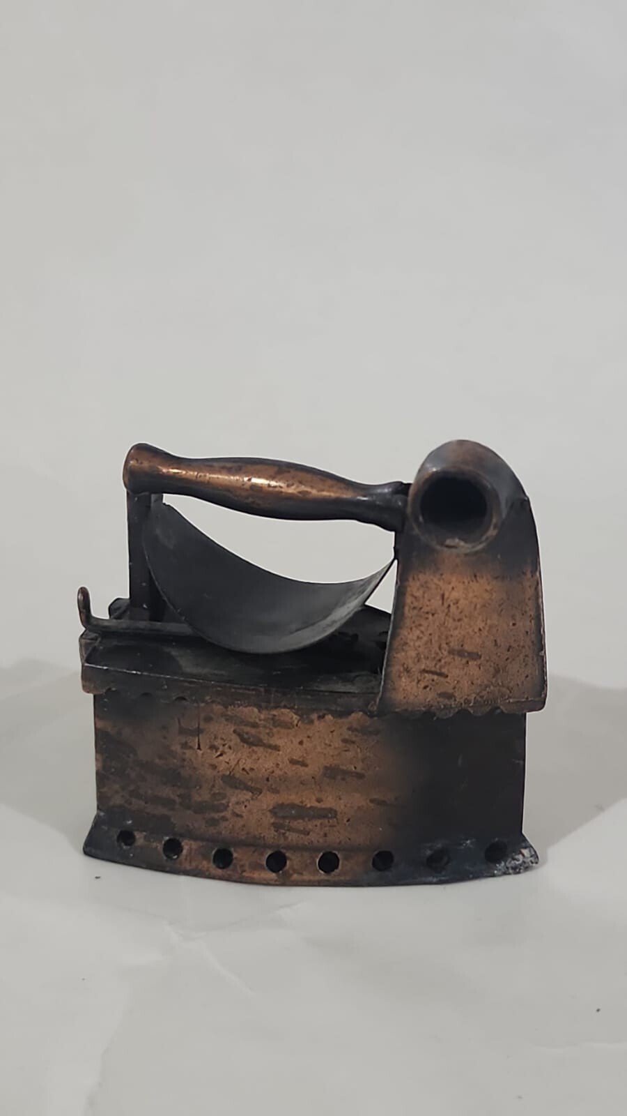 VINTAGE MINIATURE IRON DURHAM INDUSTRIES
