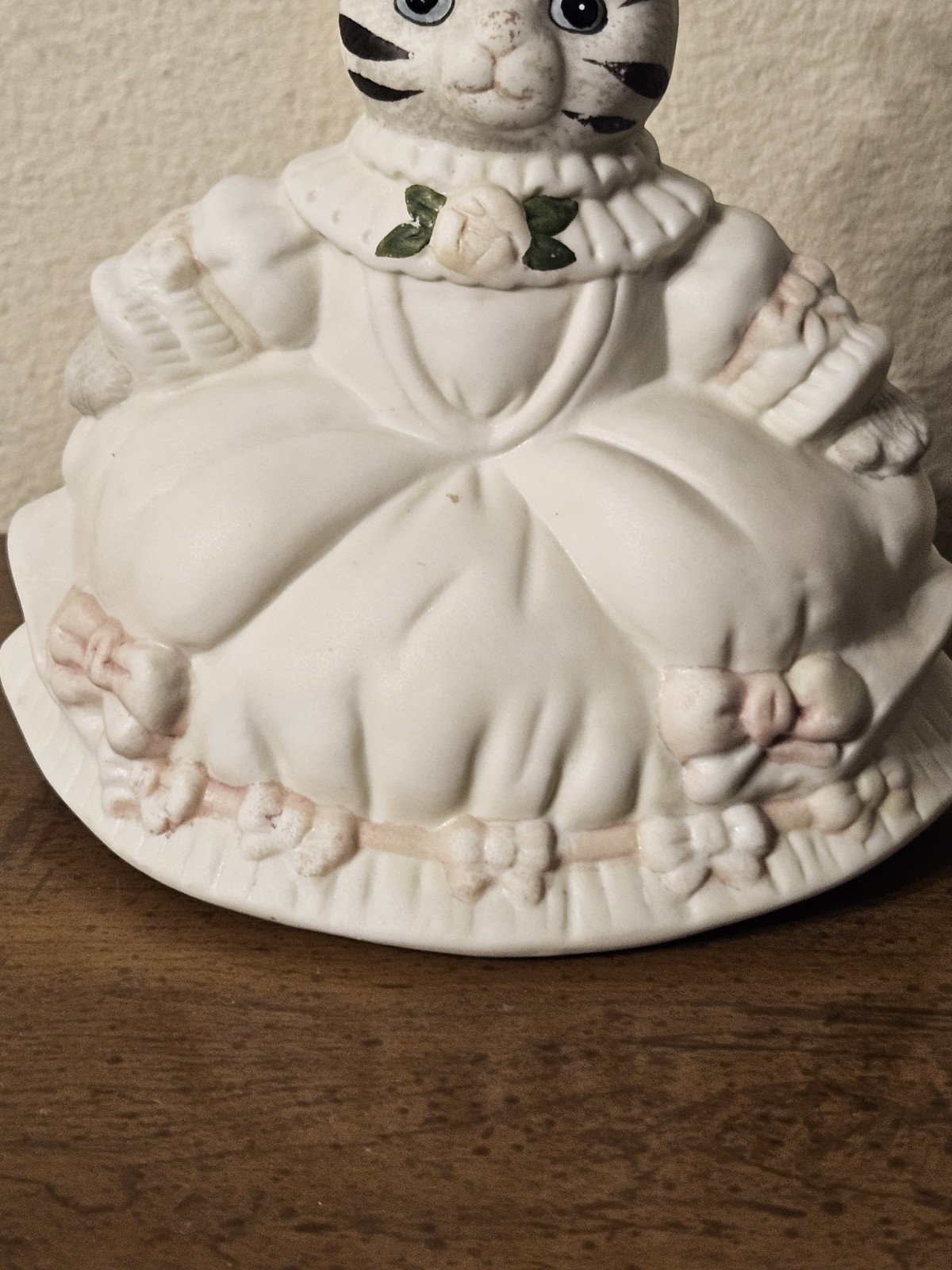 Calico Kitty Cinderella Collection “Beautiful Cinderella” 7″Hx5.5″W