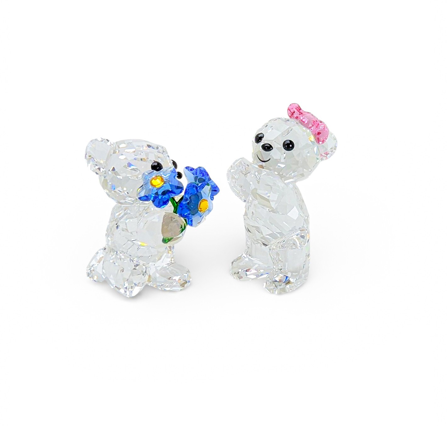New 100% Authentic SWAROVSKI Crystal I Adore You Kris Bear Figurine gift 5720454