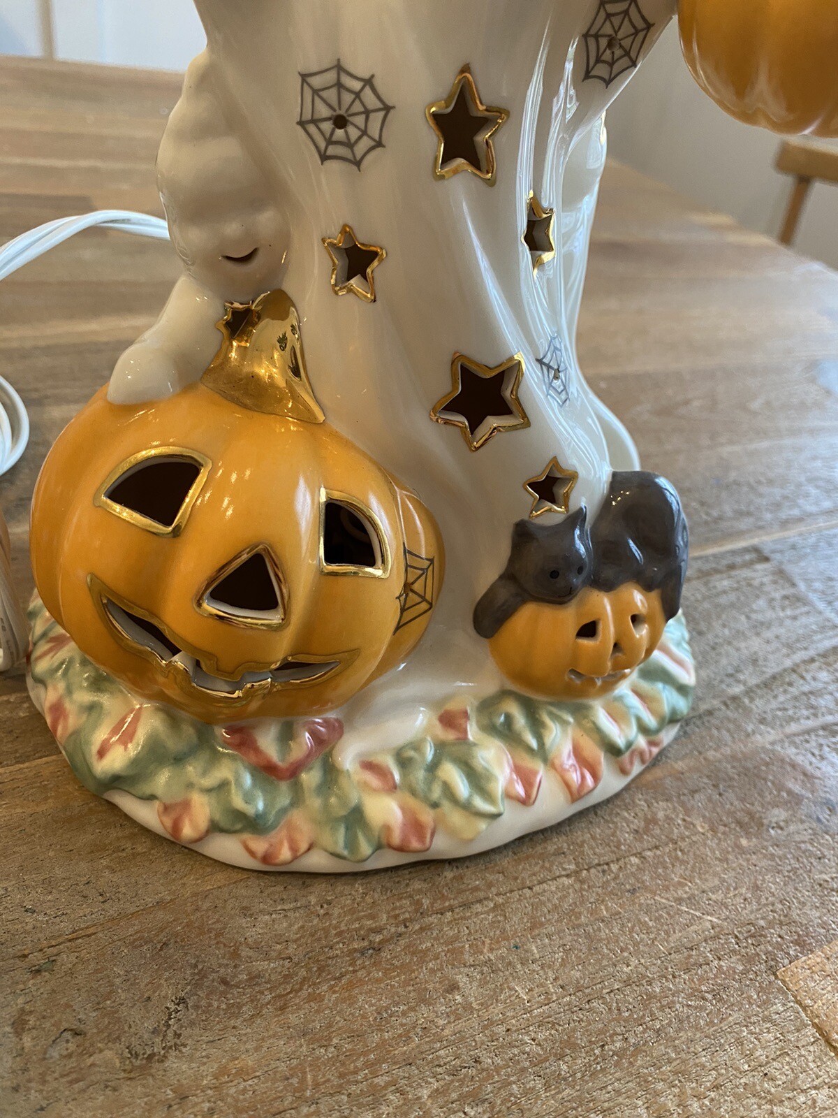 Lenox Occasions Ghost Lighted Figurine 8.5″ H Halloween Pumpkin Cream Beige Gold