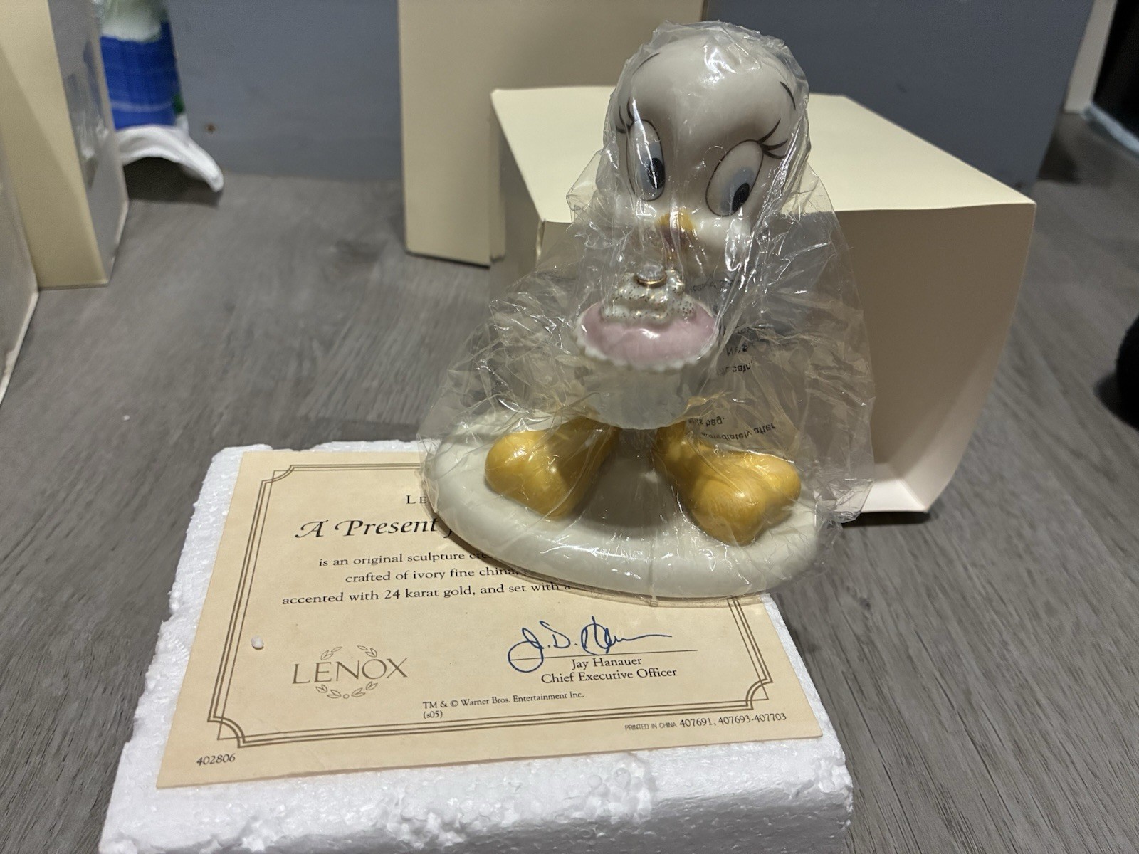 5 Pc Different Color Diamonds Lenox Tweety Bird Figurine Collection