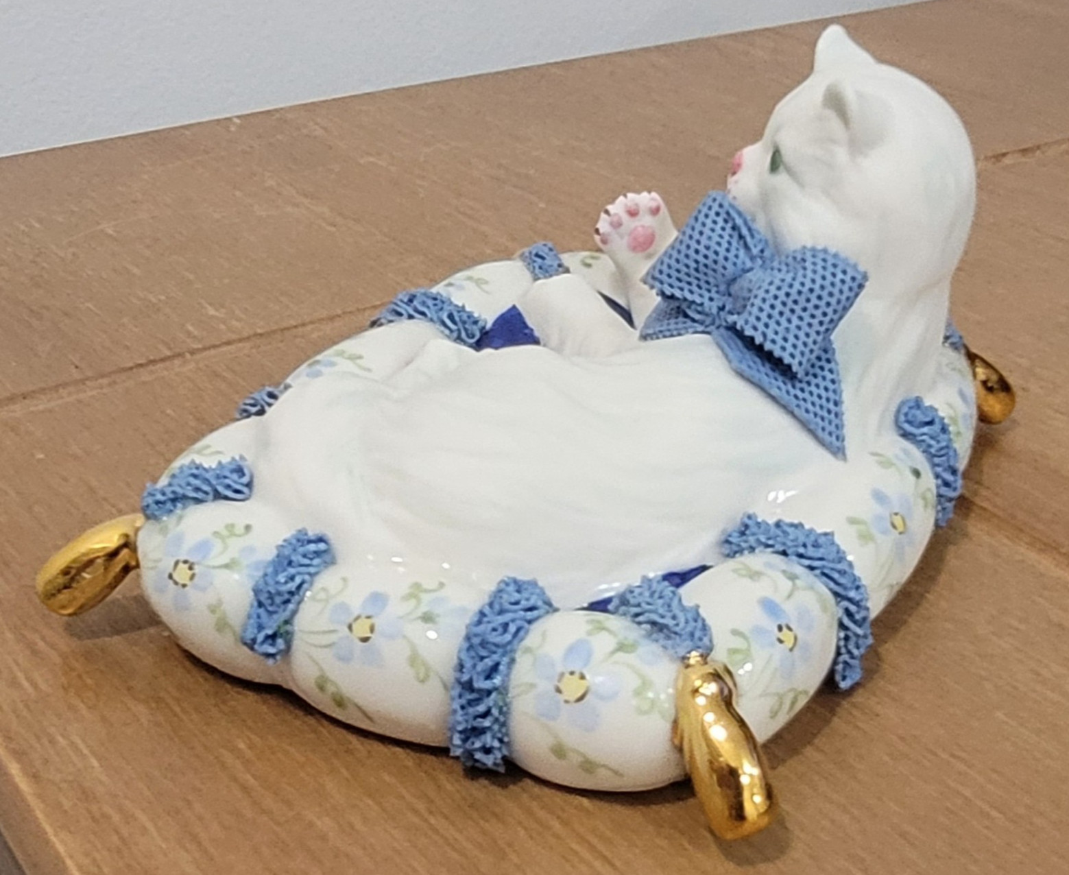 Vintage Irish Dresden Cat On A Pillow Figurine Ireland