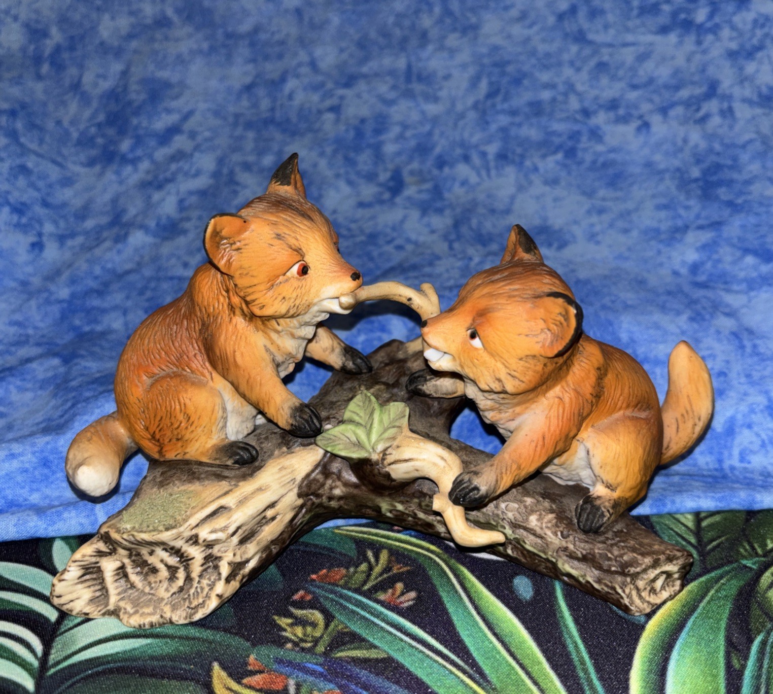 Vintage 1981 Homco Masterpiece Collection Porcelain Playful Foxes