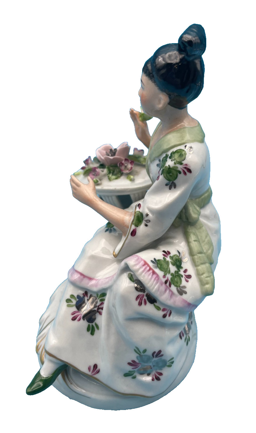 Beautiful Sitzendorf Asian Woman with Tray of Flowers