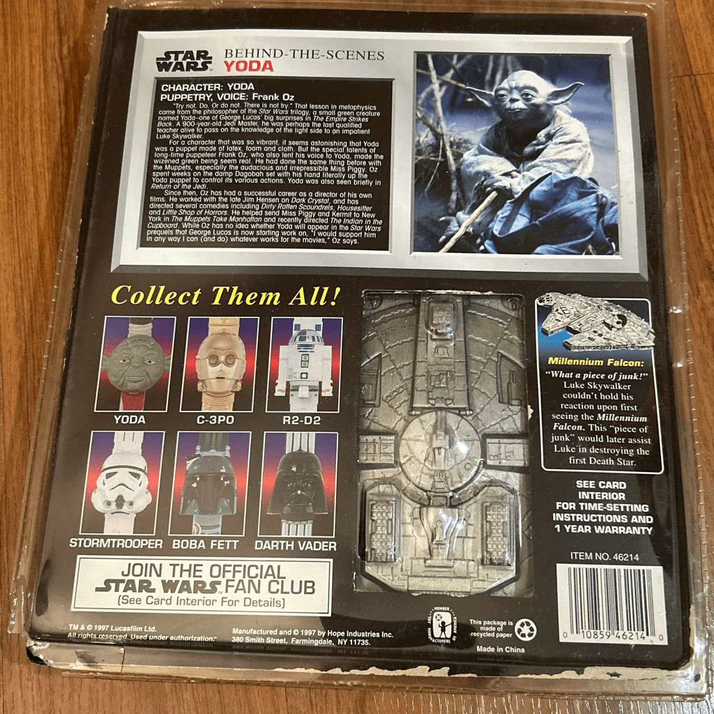 1997 Star Wars Yoda Collector Timepiece Watch with Millennium Falcon Collector C