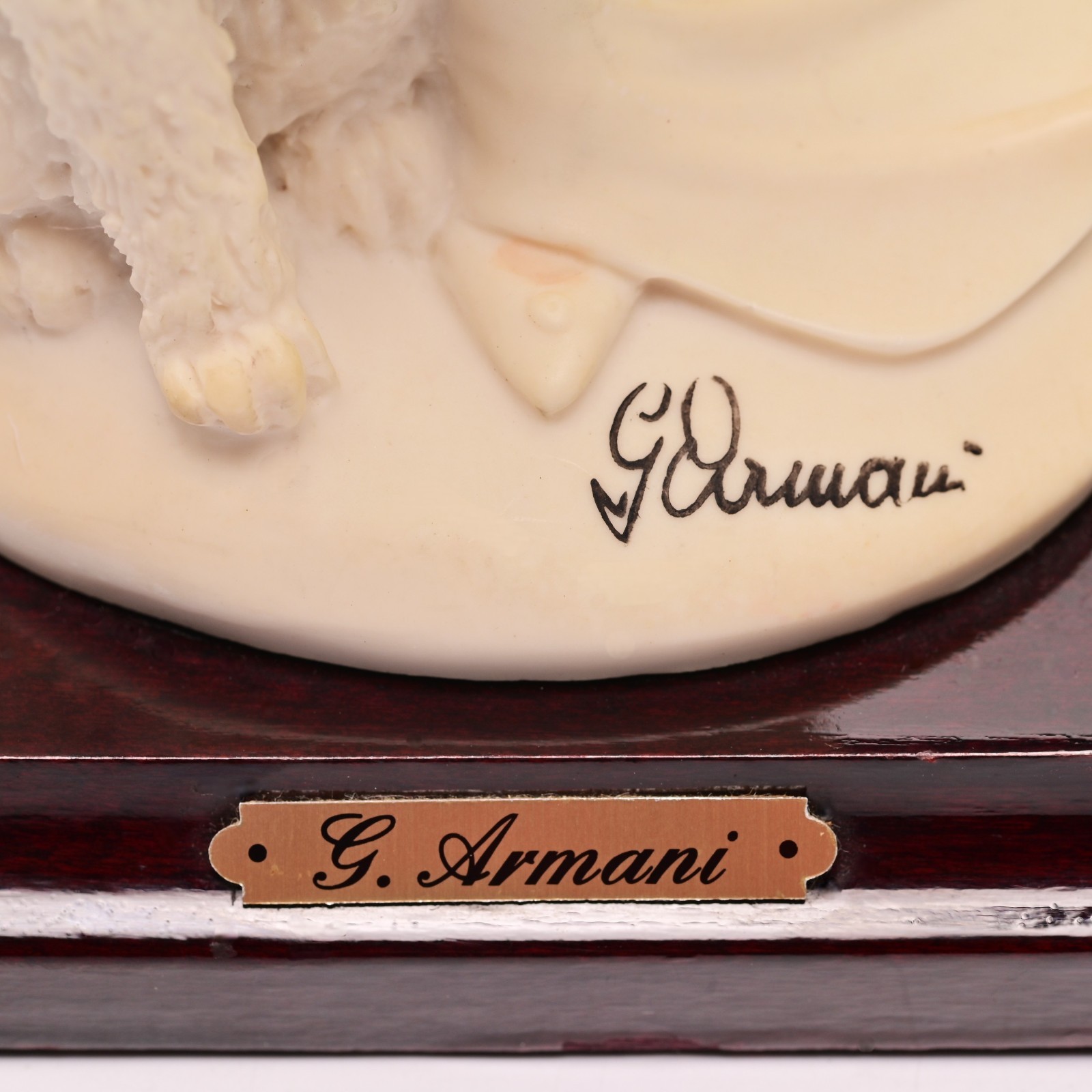 GIUSEPPE ARMANI Original Vintage Signed Capodimonte Sculpture Figurine Statue