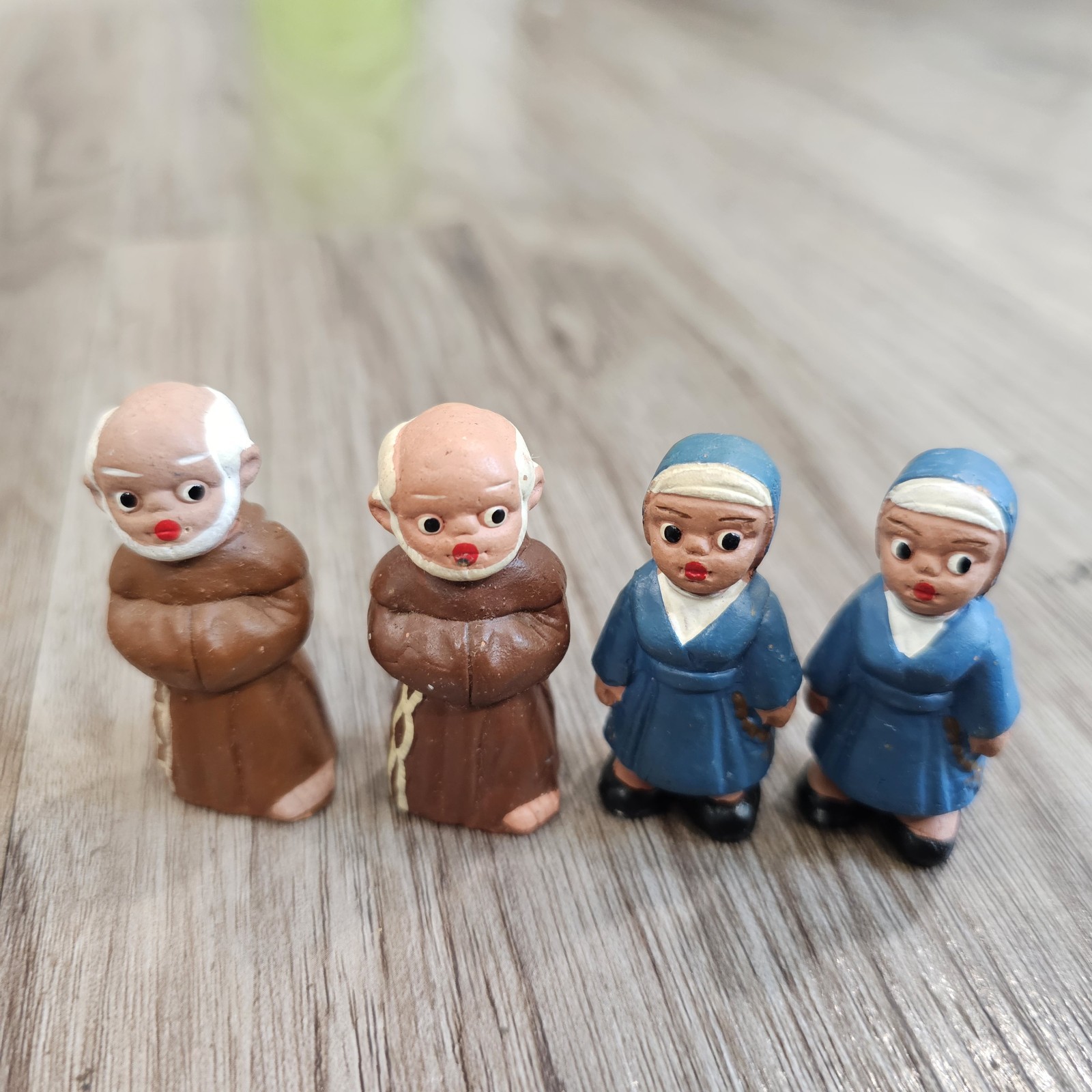 Vintage Spanish Mud People 4 Piece Set Terra Cotta 2” Priest Nun Religious