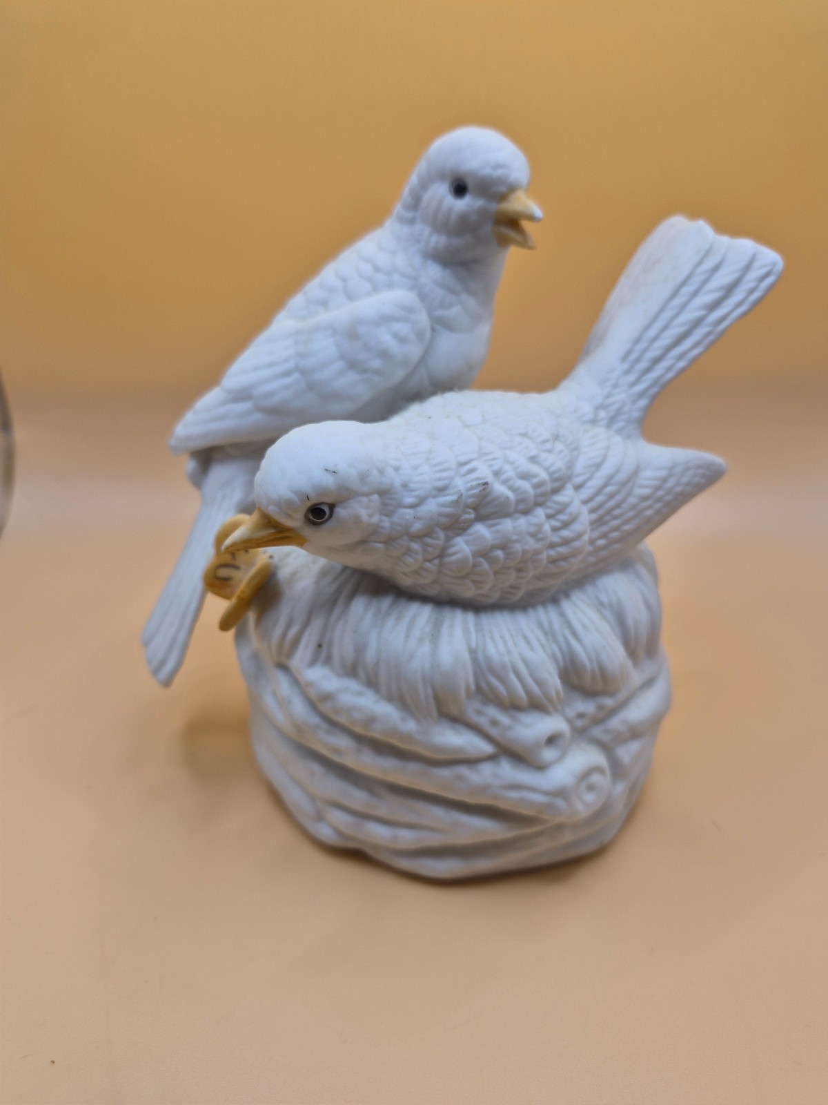 Vintage Flambro Bisque Porcelain Doves Figurine
