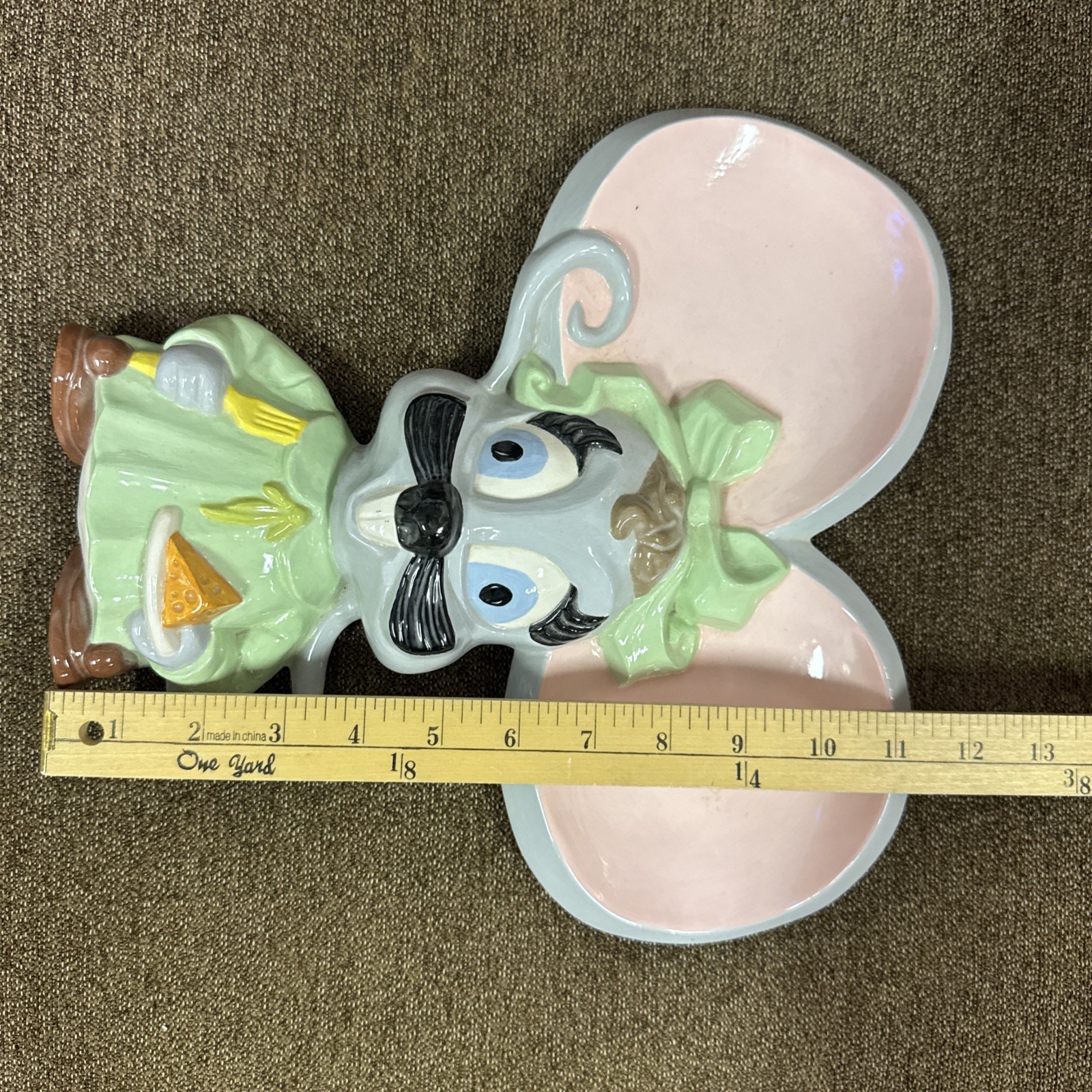 Vtg 70s large 3D Hand Painted Ceramic Mouse Wall Décor 12.5″ x 12 3/4″