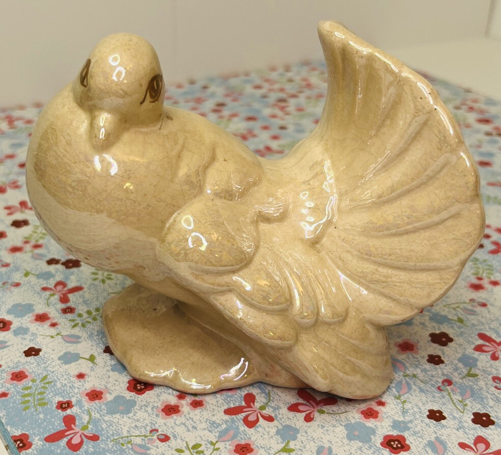 Vintage Fantail Dove Pigeon Ceramic Crackle Pearlized Glaze Figurine 3.75″(H)