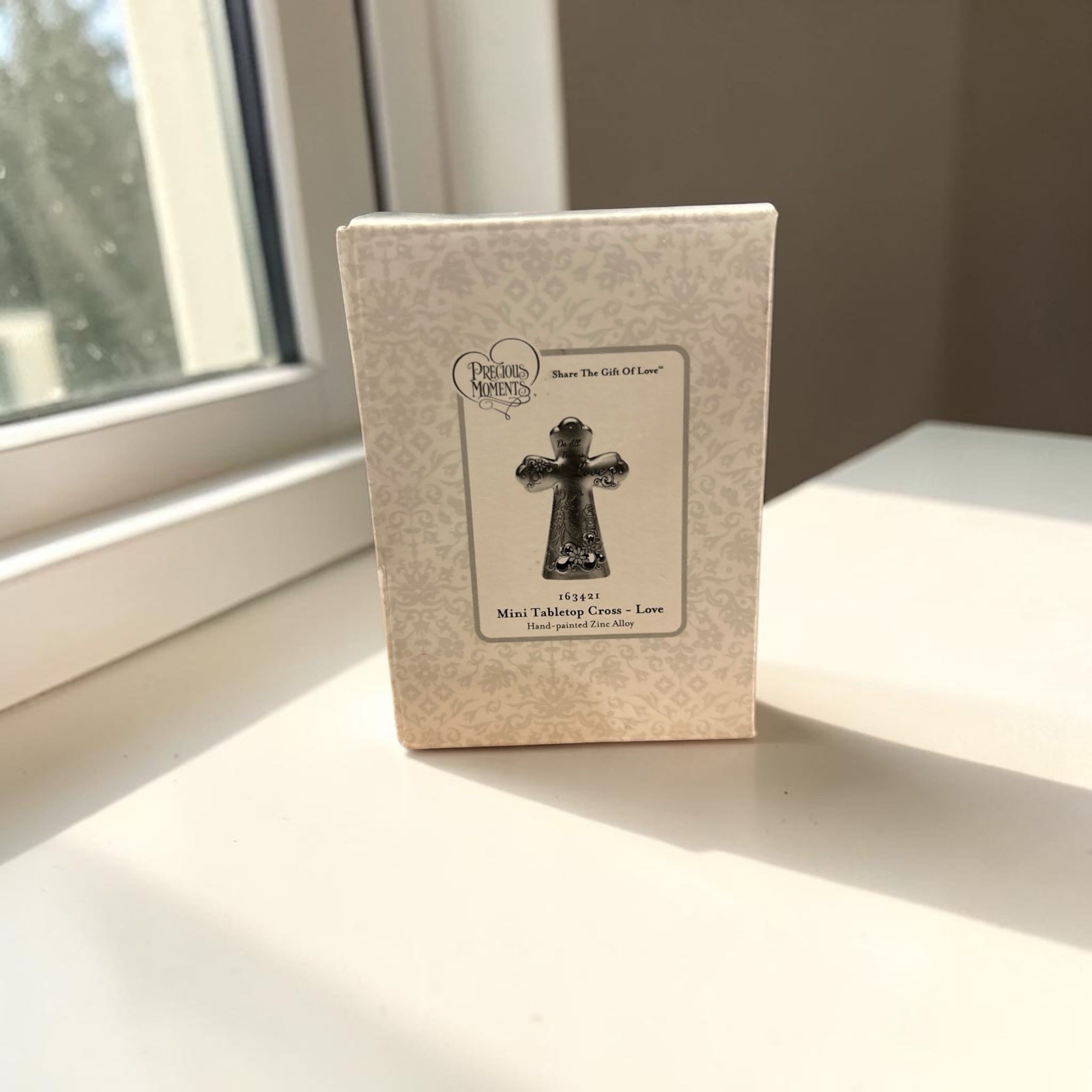 Precious Moments Mini Tabletop Cross Love #163421 Do All Things With Love NIB