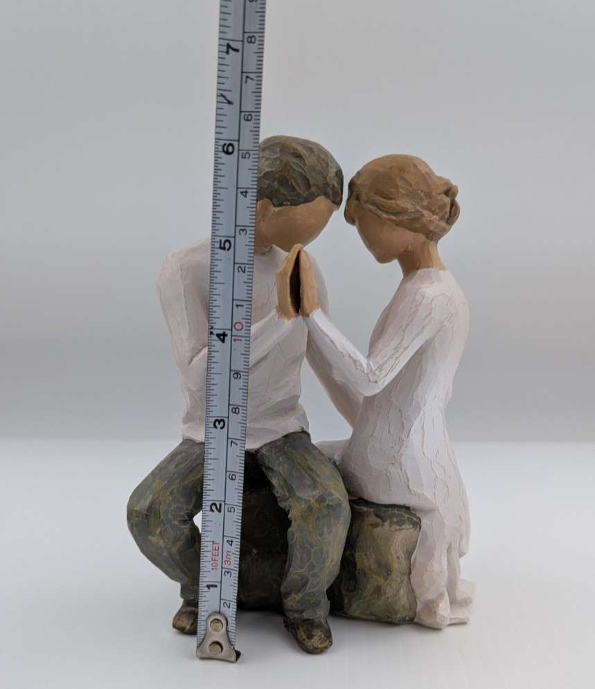 Willow Tree Figurine Around You 27182 By Susan Lordi Demdaco with Box