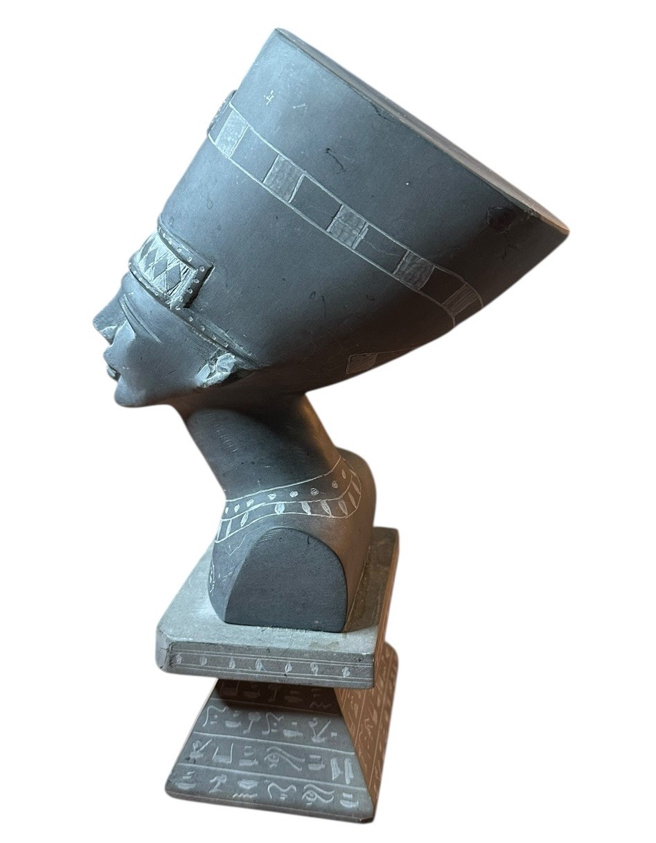 Th Egyptian Basalt Stone Hand Carved Queen Nefertiti Statue Figure Bust 13.5 In