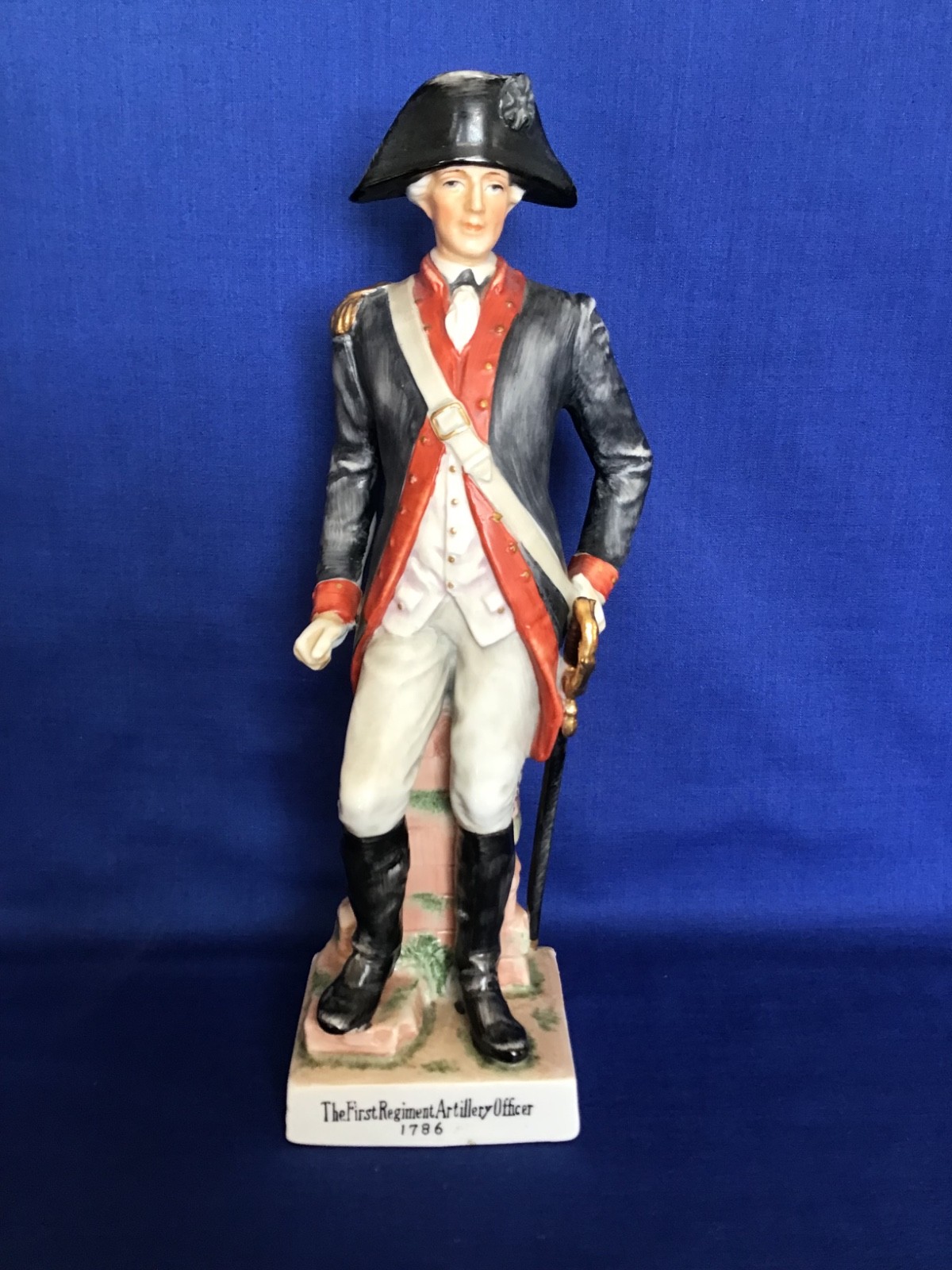 ANDREA BY SADEK “THE FIRST REGIMENT ARTILLERY OFFICER 1786” FIGURE MADE IN JAPAN