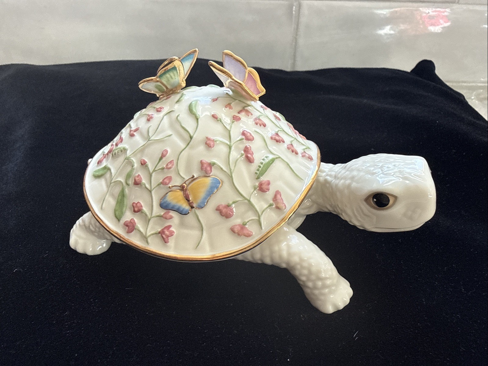 Lenox “The Sweet Summer Turtle” Figurine artist Parvaneh Holloway.