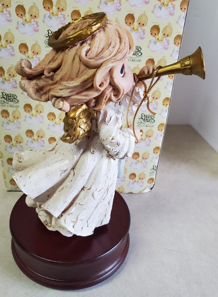 Precious Moments Angel with Trumpet Figurine. Musical Box Silent Night. 1996