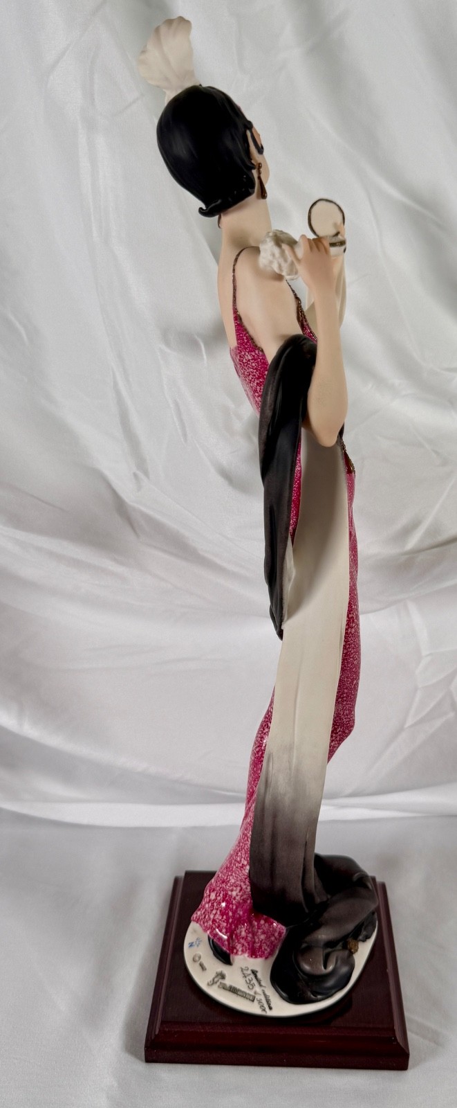 Giuseppe Armani Florence Lady with Powder Puff Figurine Signed 1987 19”