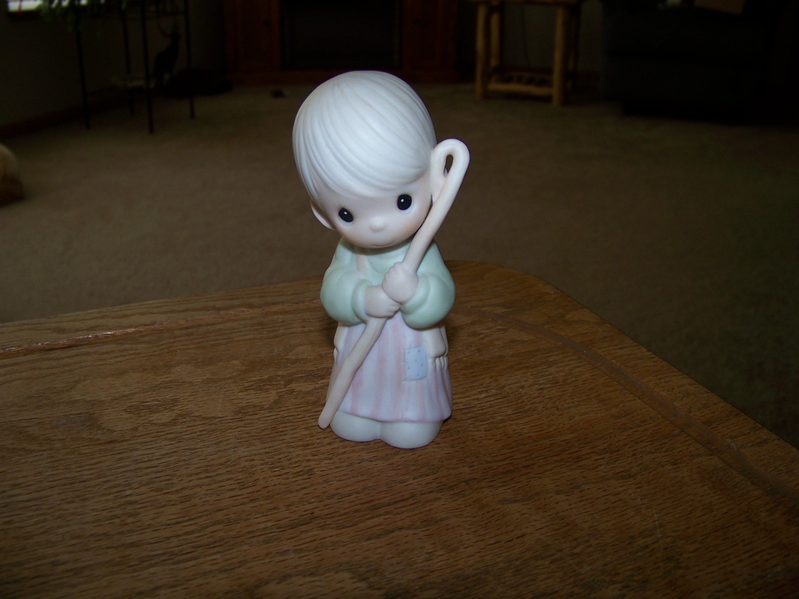 1986 VTG PRECIOUS MOMENTS NATIVITY SHEPHERD BOY W/STAFF- ROD REPLACEMENT FIGURE
