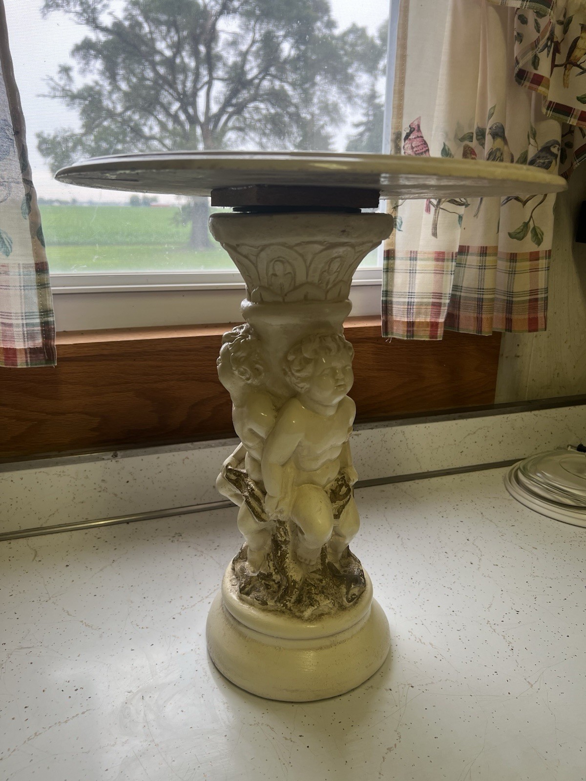 Vintage Cherub Pedestal Plant Stand / Display Table