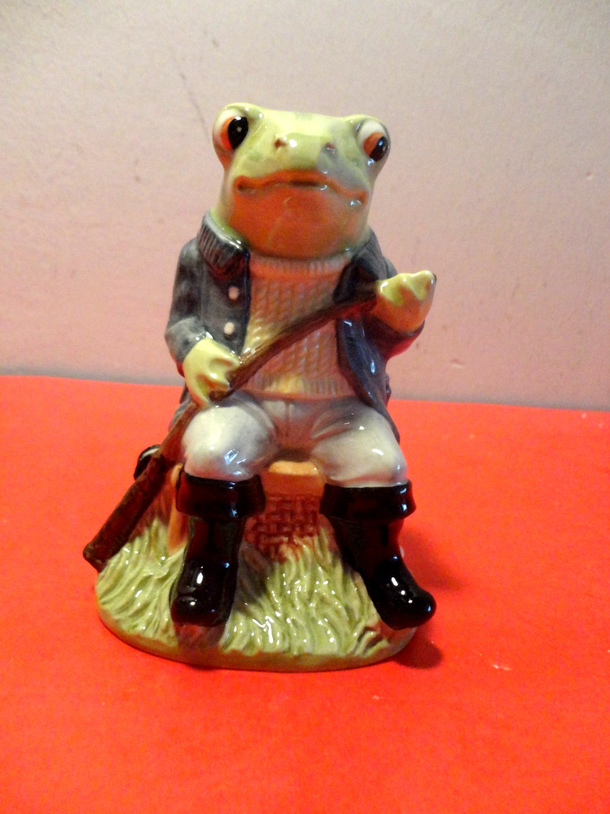 1998 Royal Doulton Beswick “Fly Fishing” Figurine (5 by 3 by 2.5″)