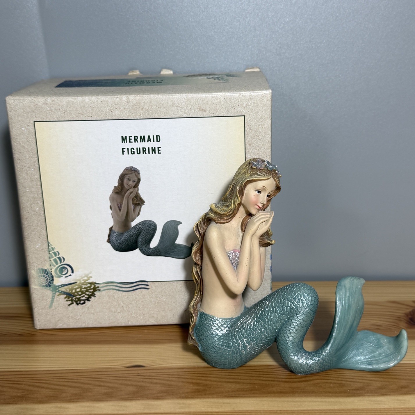 Cracker Barrel Mermaid Porcelain Figurine 4.5″ Sitting Position In Original Box