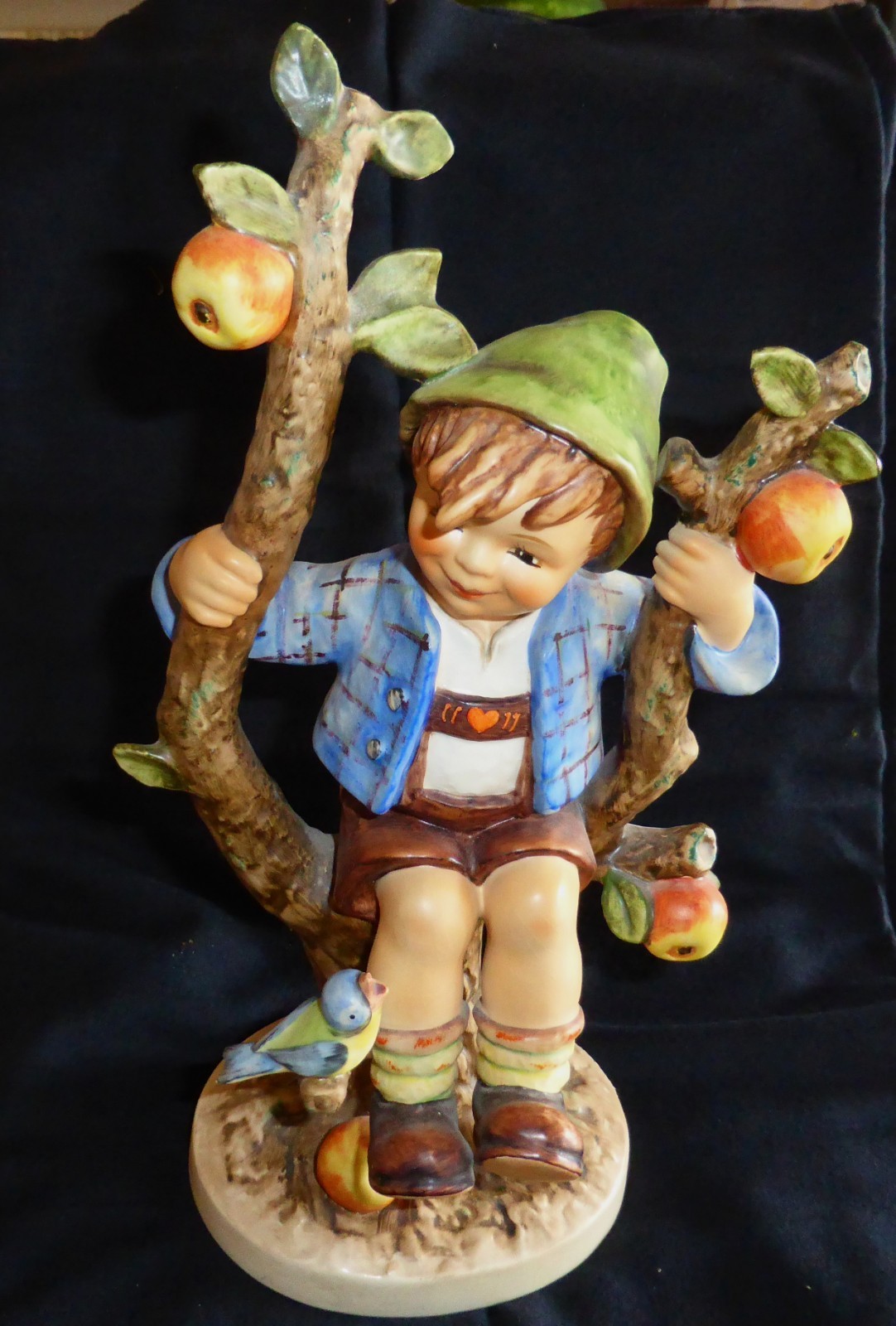 Apple Tree Boy & Girl 10 1/2″