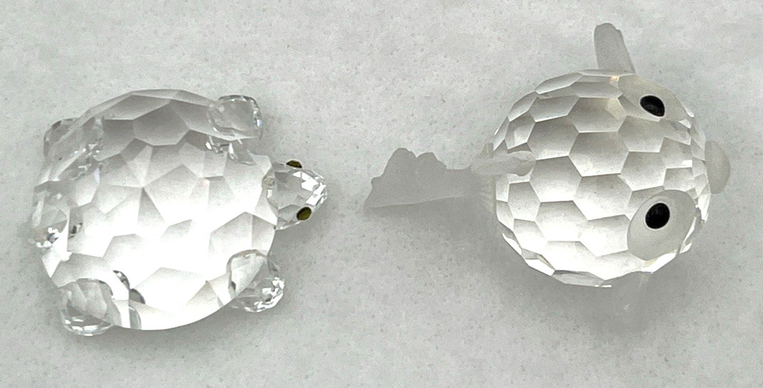 SWAROVSKI CRYSTAL BLOWFISH 1-1/2″ X 2-1/2″ & TURTLE 1-1/4″ X 2-1/4″ NO BOX, COA