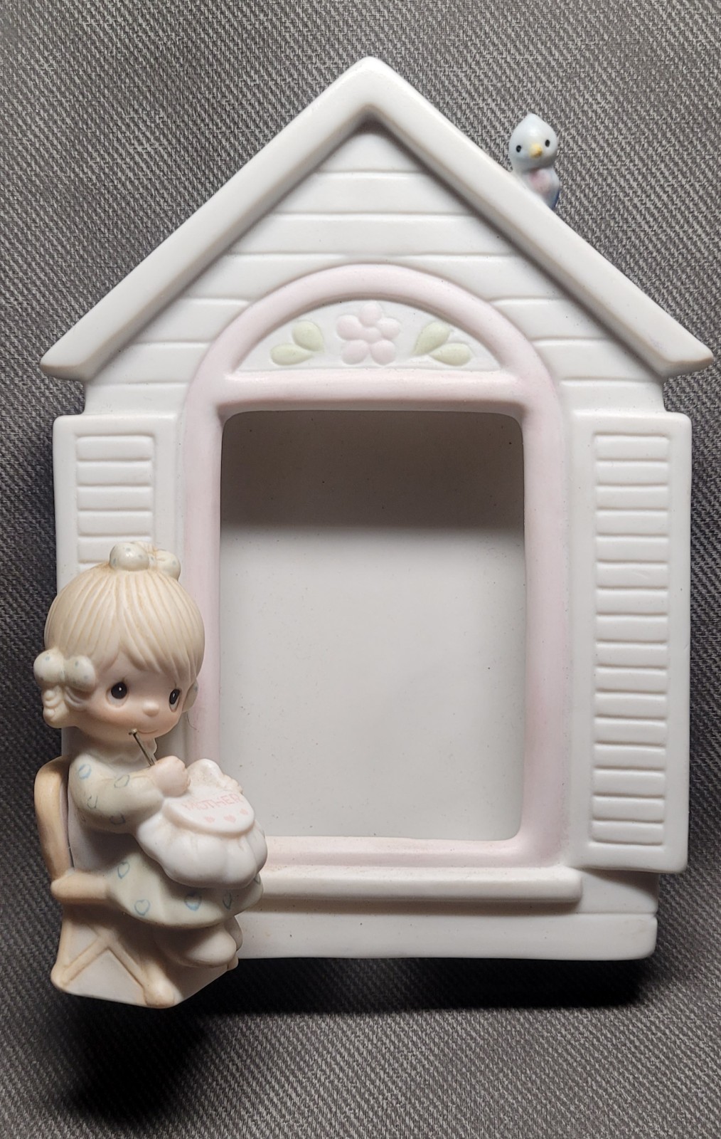 Precious Moments figurine E-7241 “Mother Sew Dear” 1981 Johnathan & David