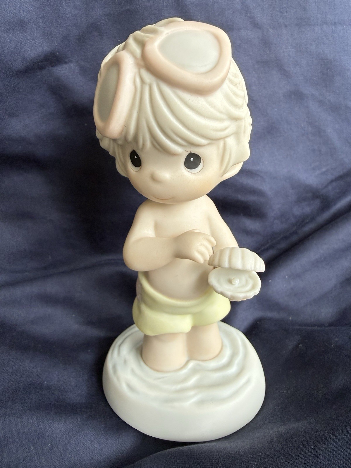 Precious Moments Friendship Porcelain Figurine 1992 5.5in Matte Collectible