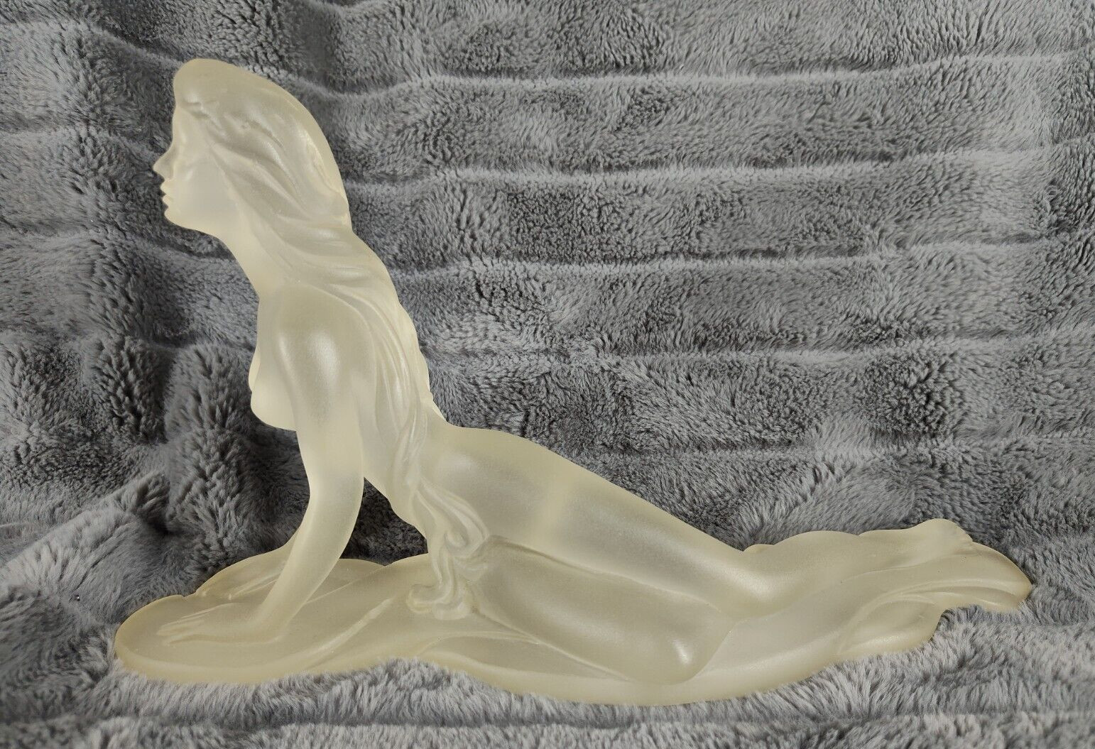 Vintage Ronkonkoma Bohemia New York Frosted Lucite Nude Female Sculpture Mirage